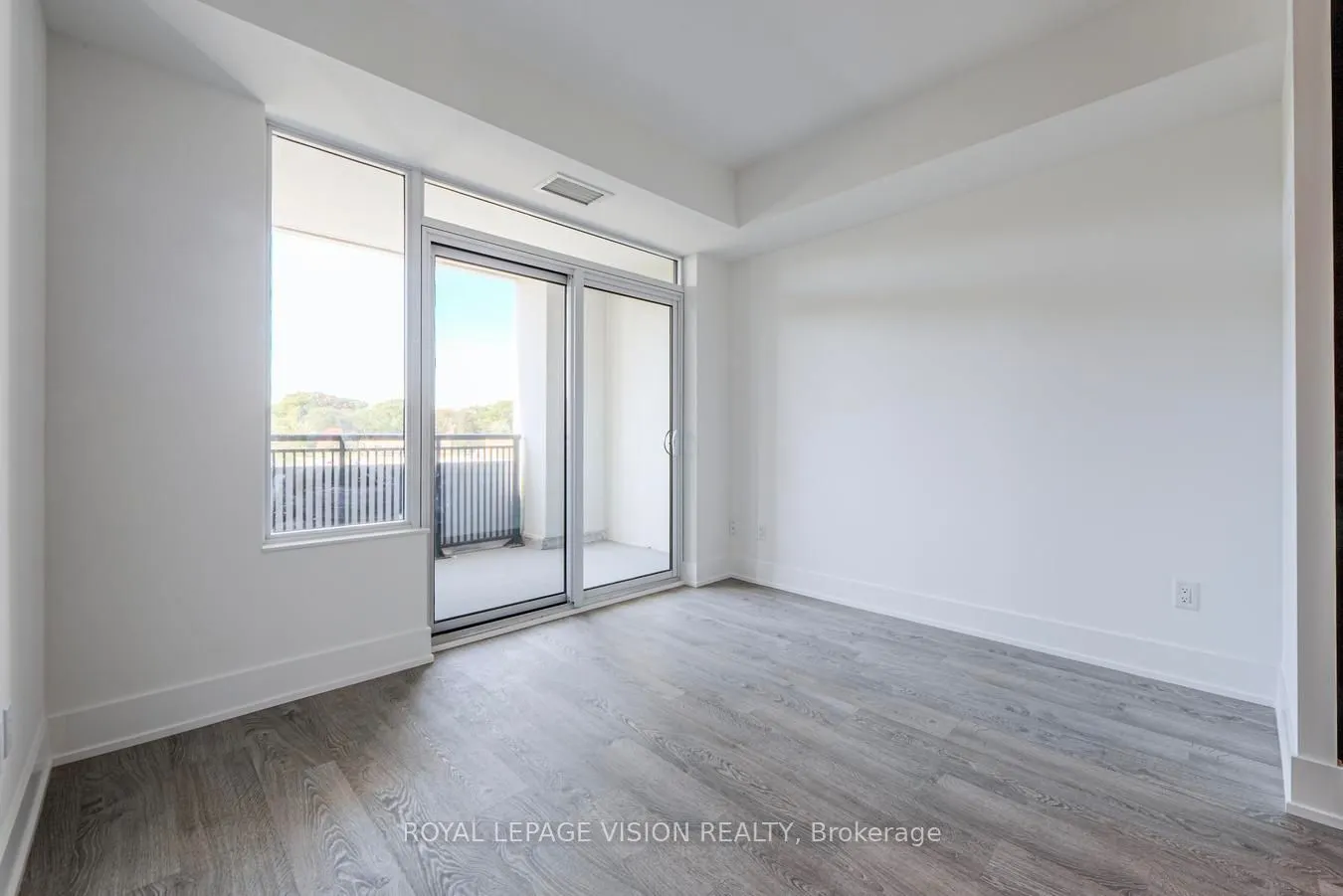 259 The Kingsway, #412