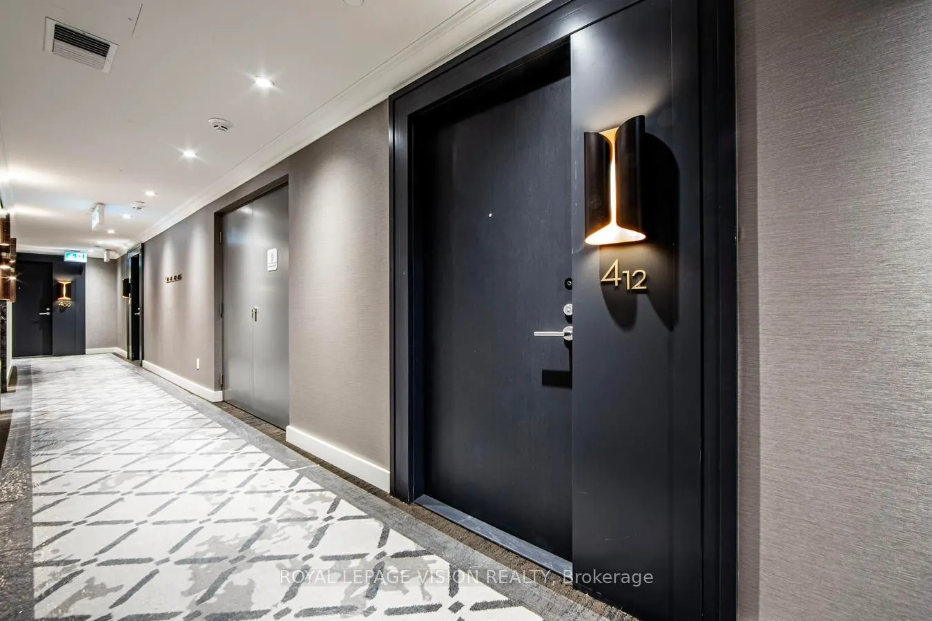 259 The Kingsway, #412