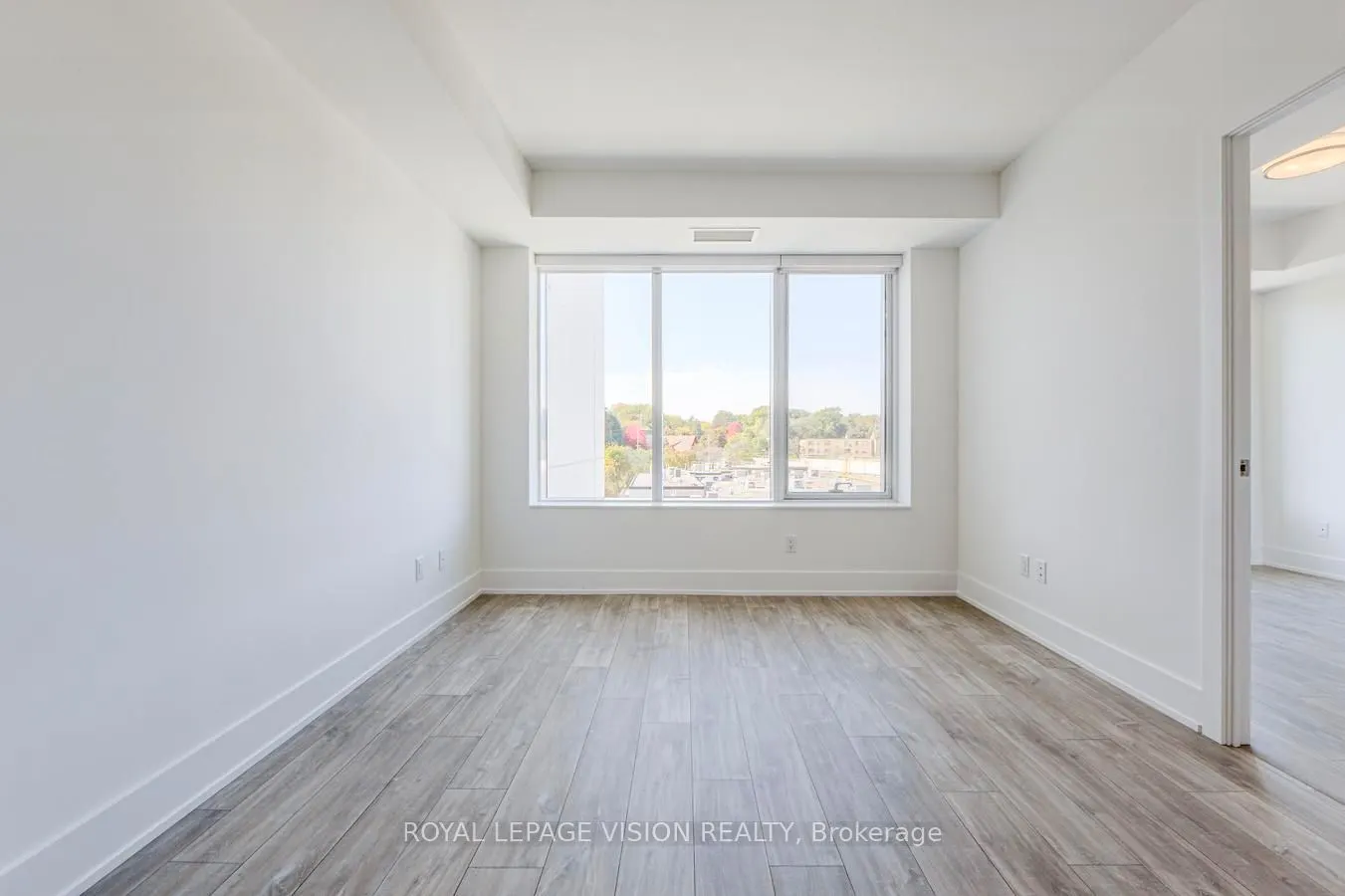 259 The Kingsway, #413