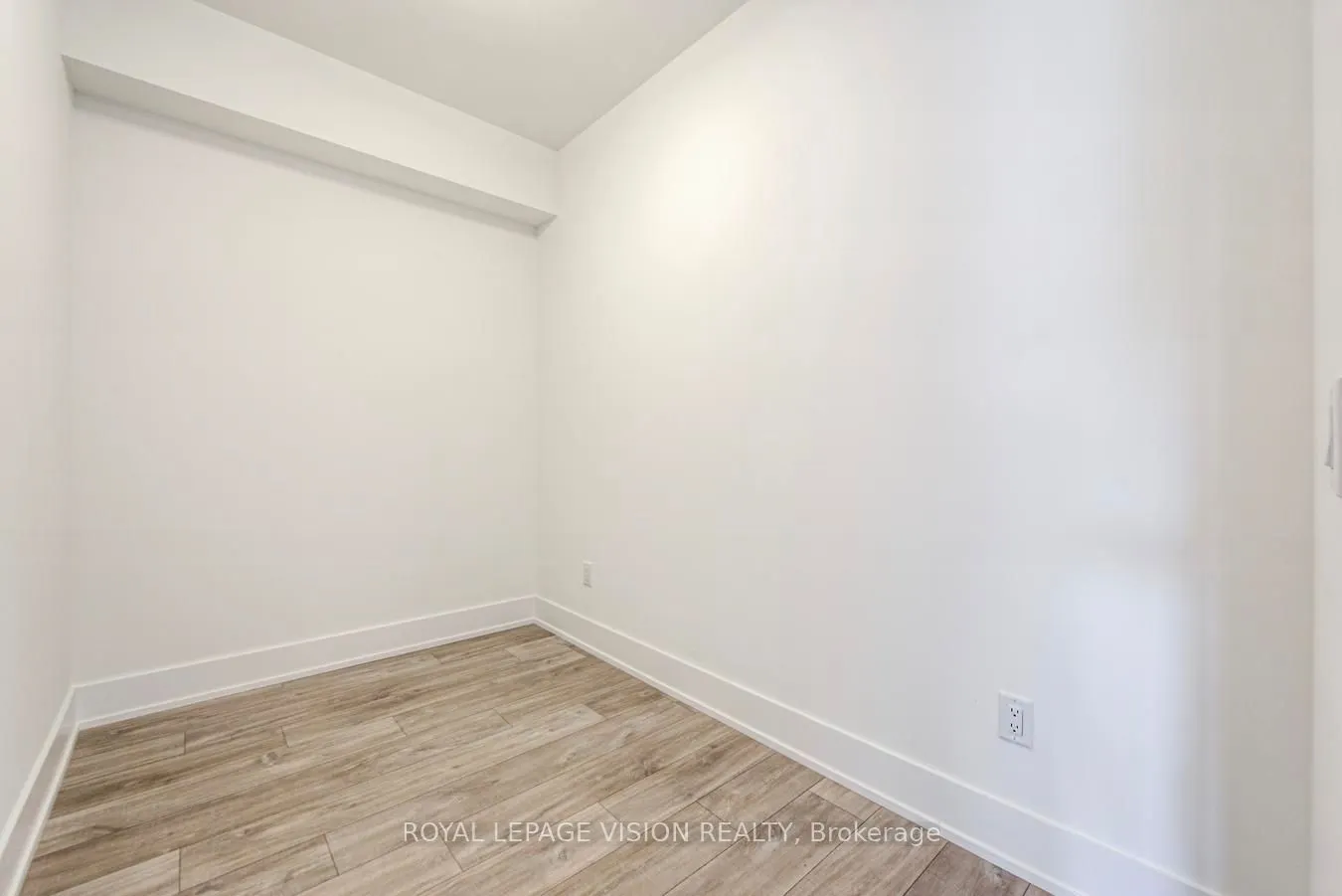 259 The Kingsway, #413