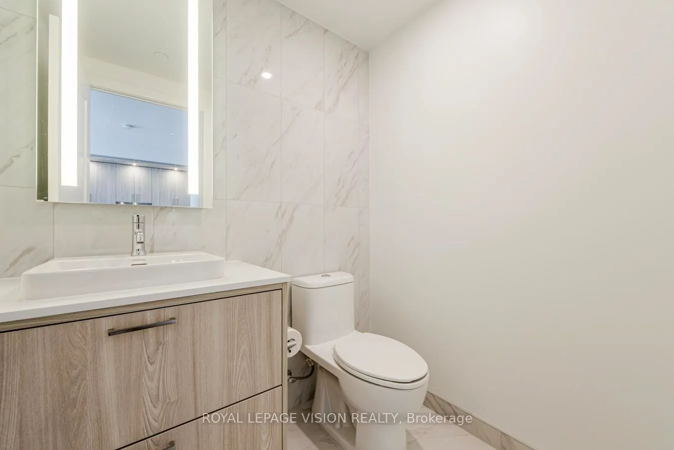 259 The Kingsway, #413