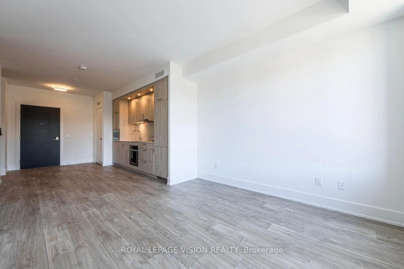 259 The Kingsway, #413