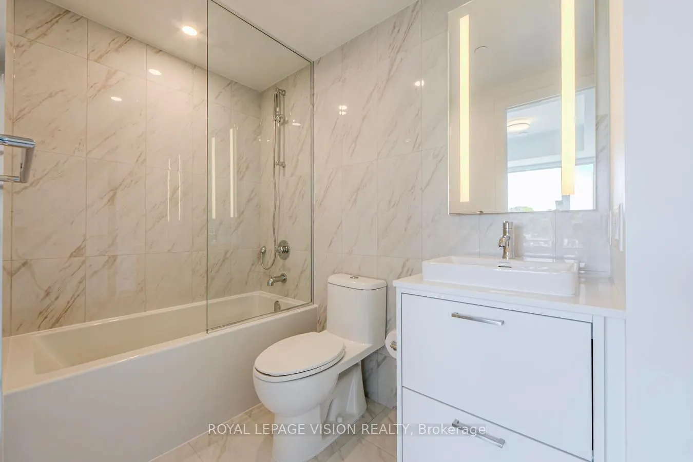 259 The Kingsway, #413