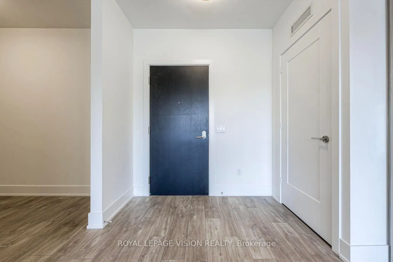 259 The Kingsway, #413