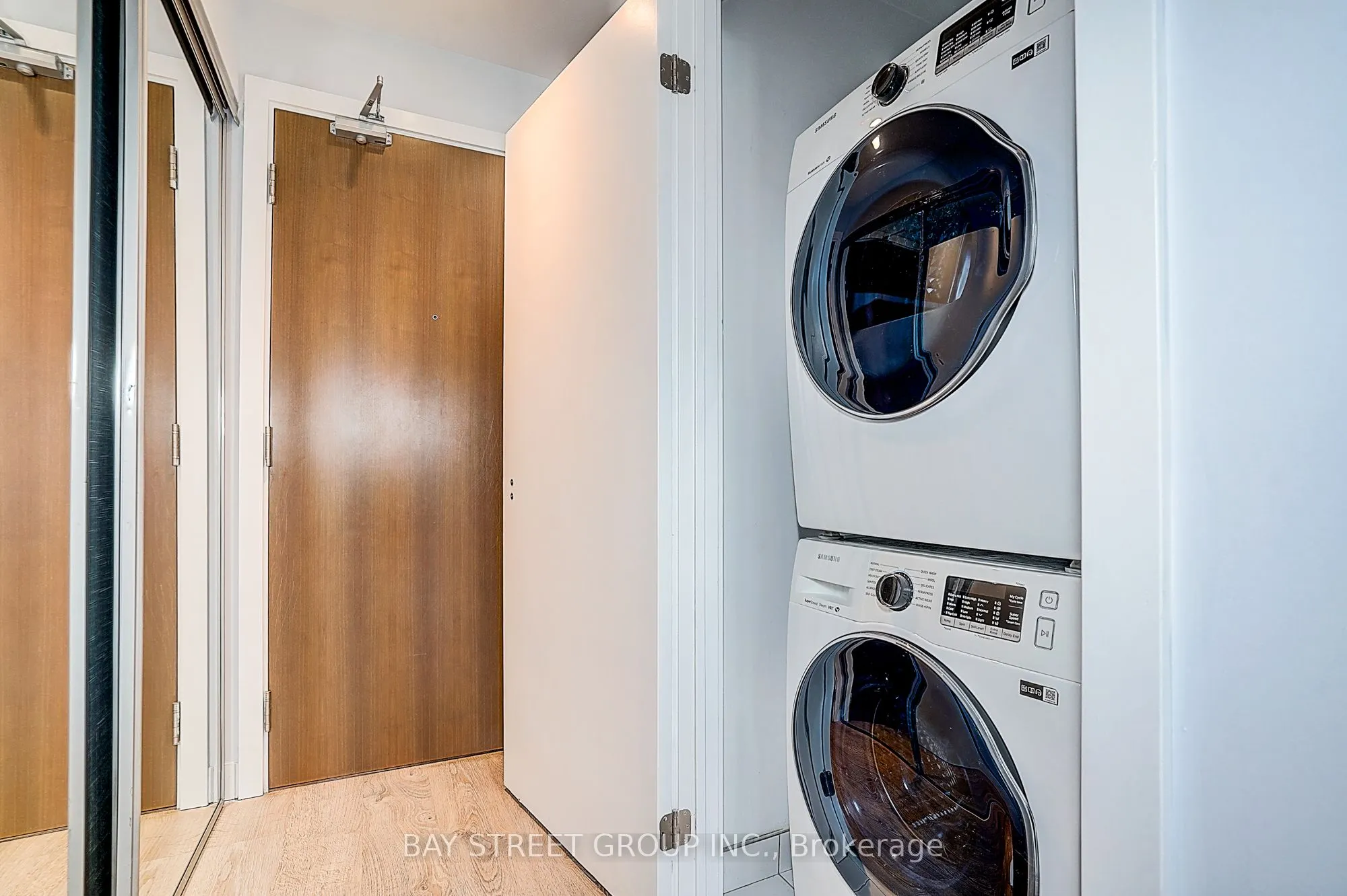 1926 Lake Shore Boulevard W, #3805