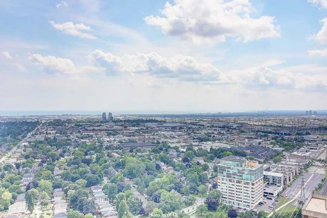7 Mabelle Avenue, #4010