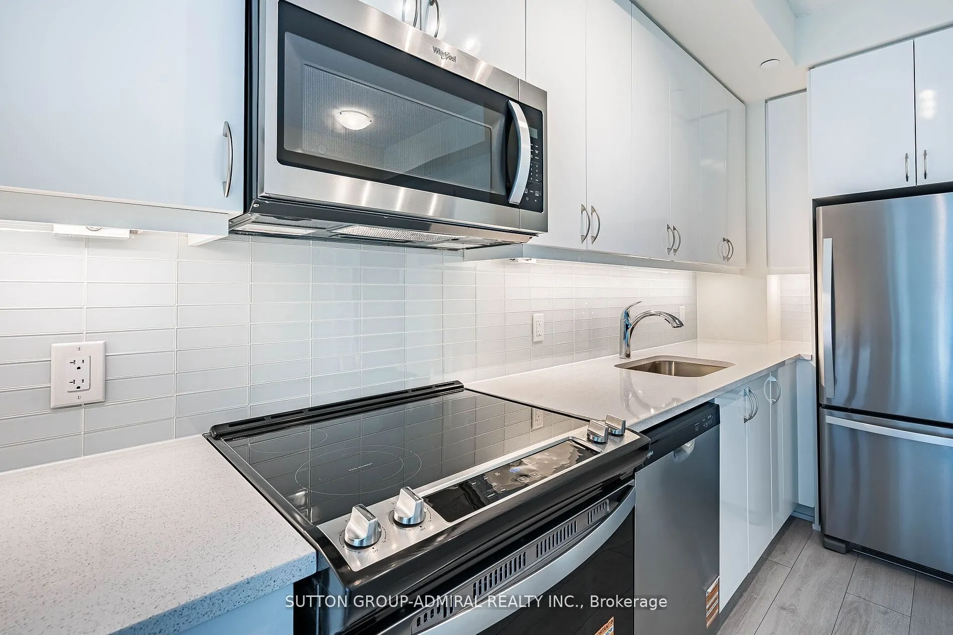 38 Annie Craig Drive, #4806