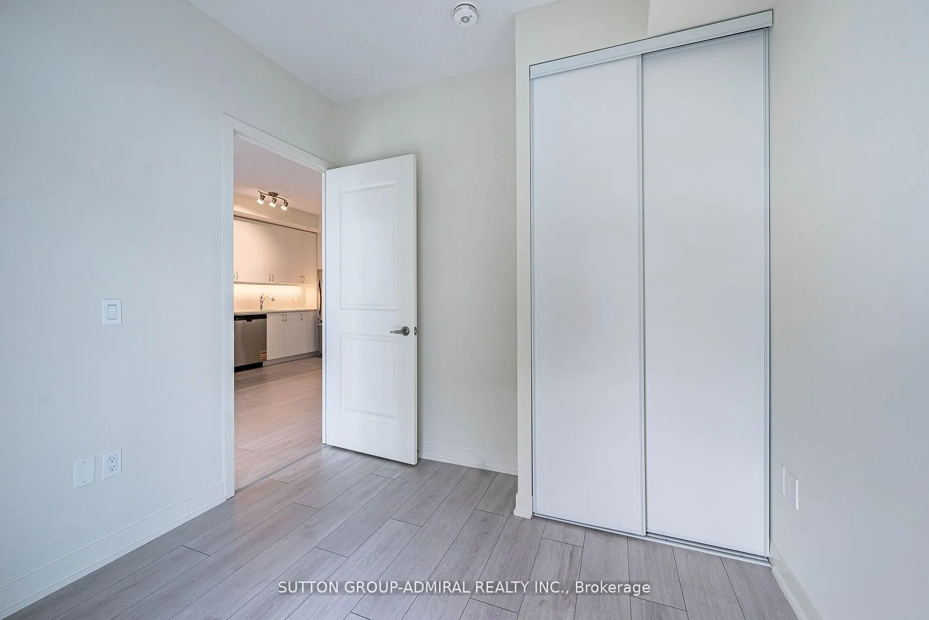 38 Annie Craig Drive, #4806