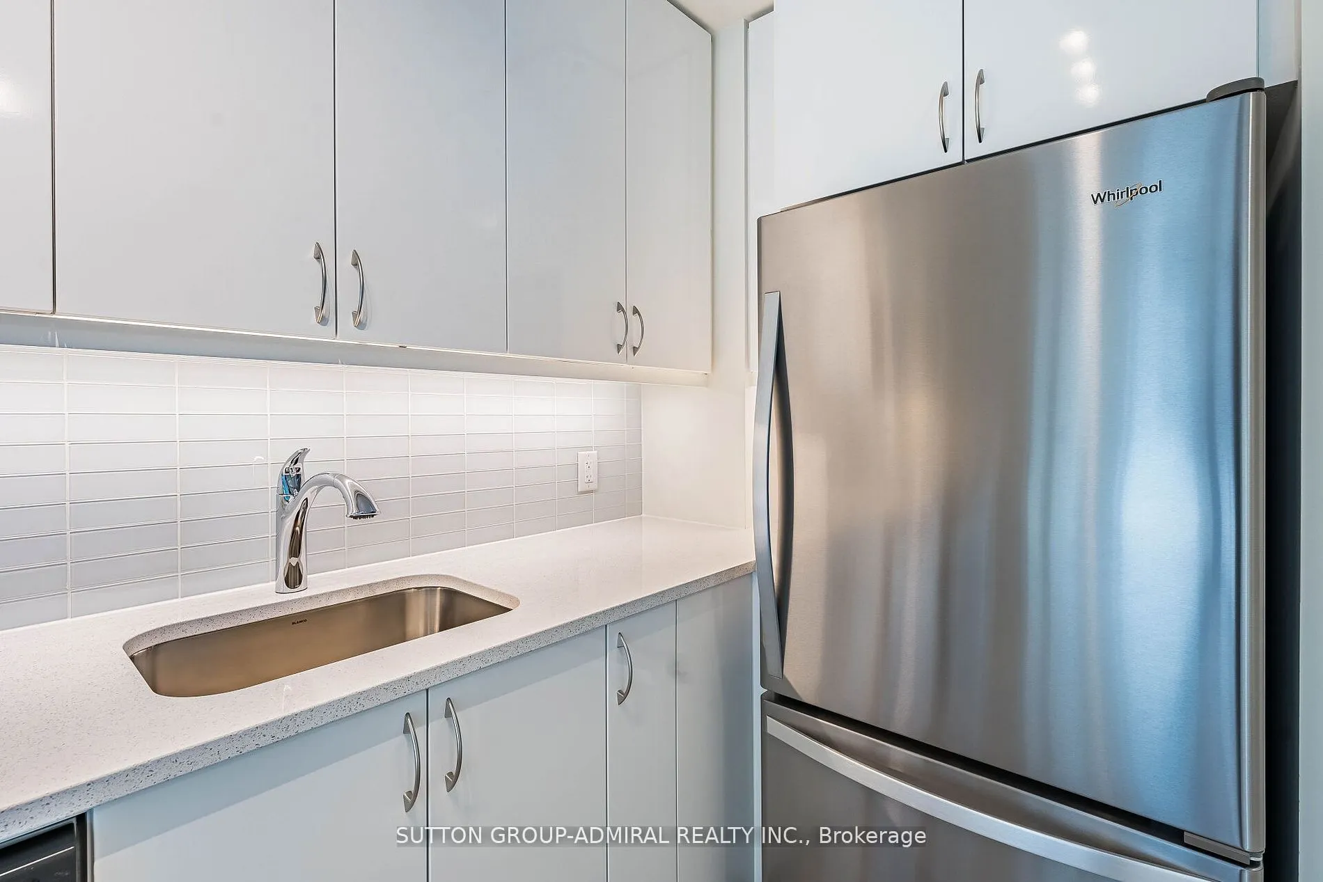 38 Annie Craig Drive, #4806