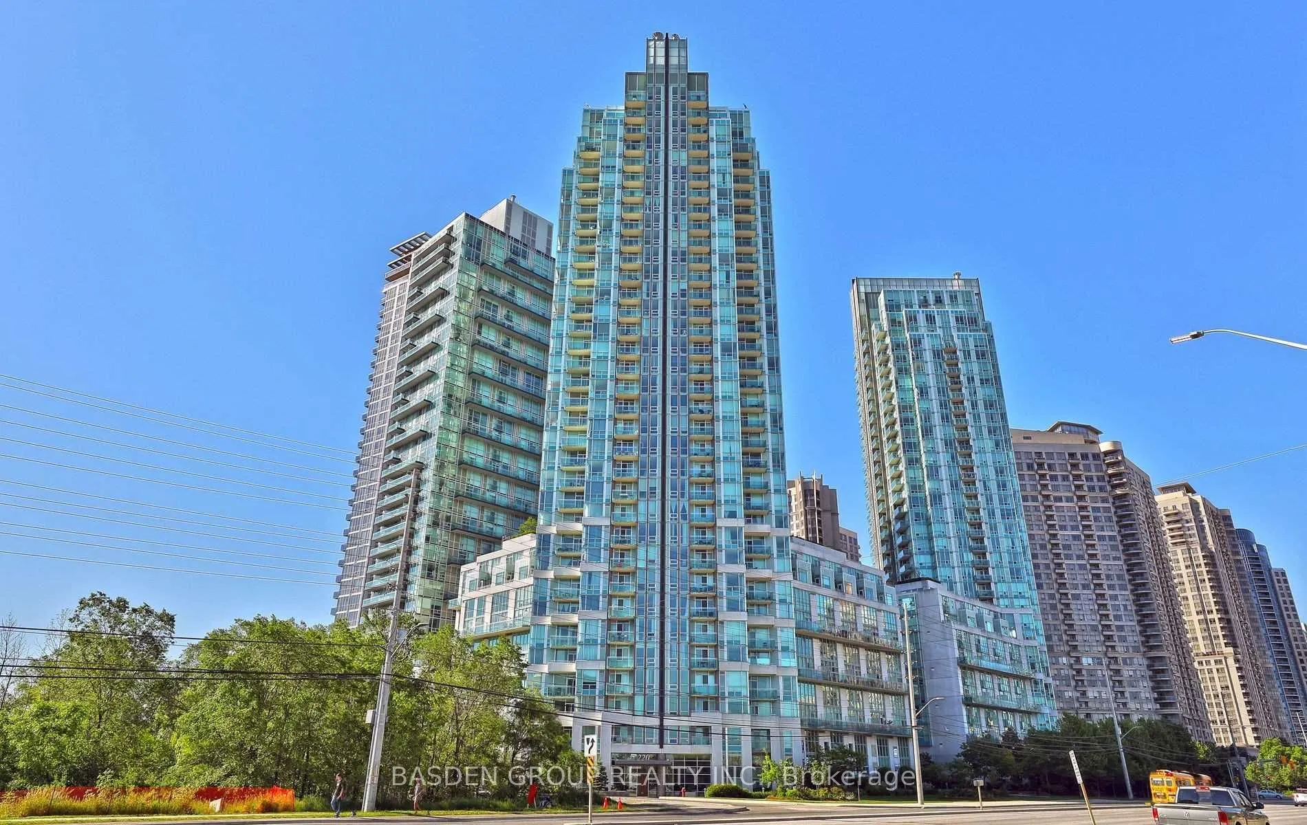 220 Burnhamthorpe Road W, #920