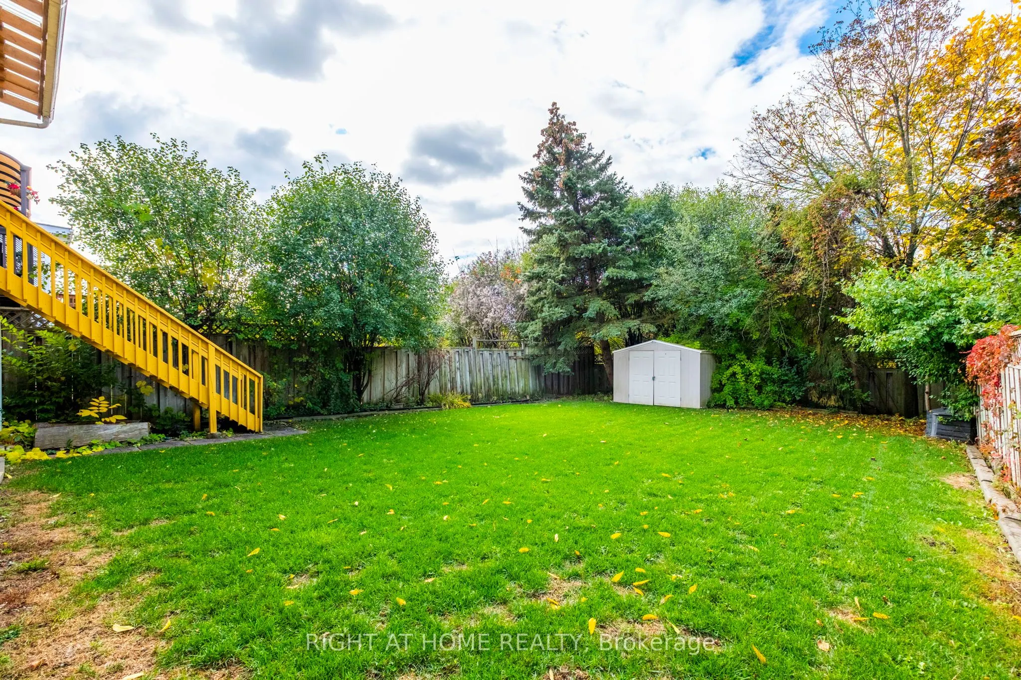 7 Lord Simcoe Drive
