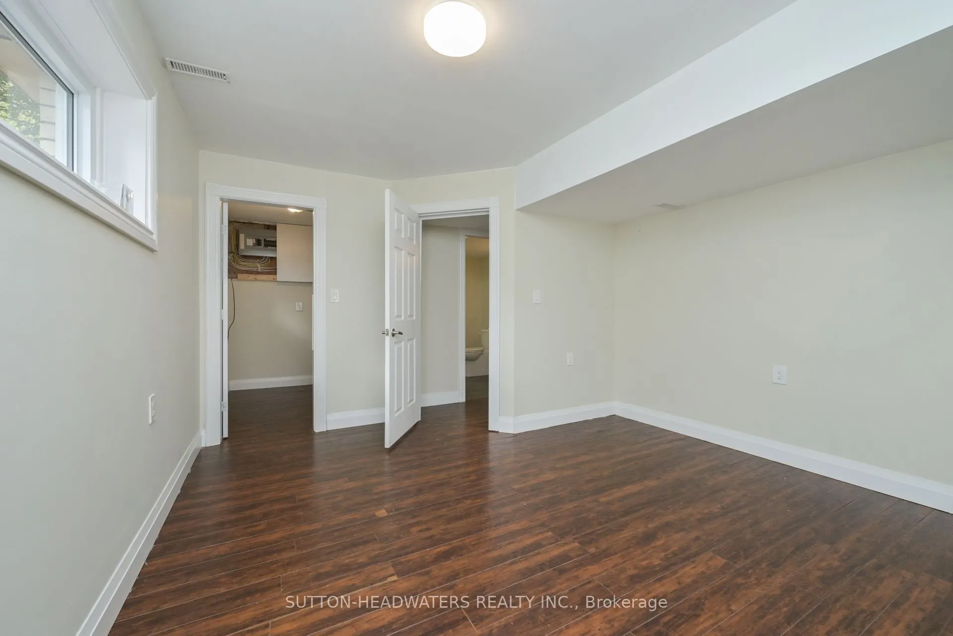 5 Cedar Drive