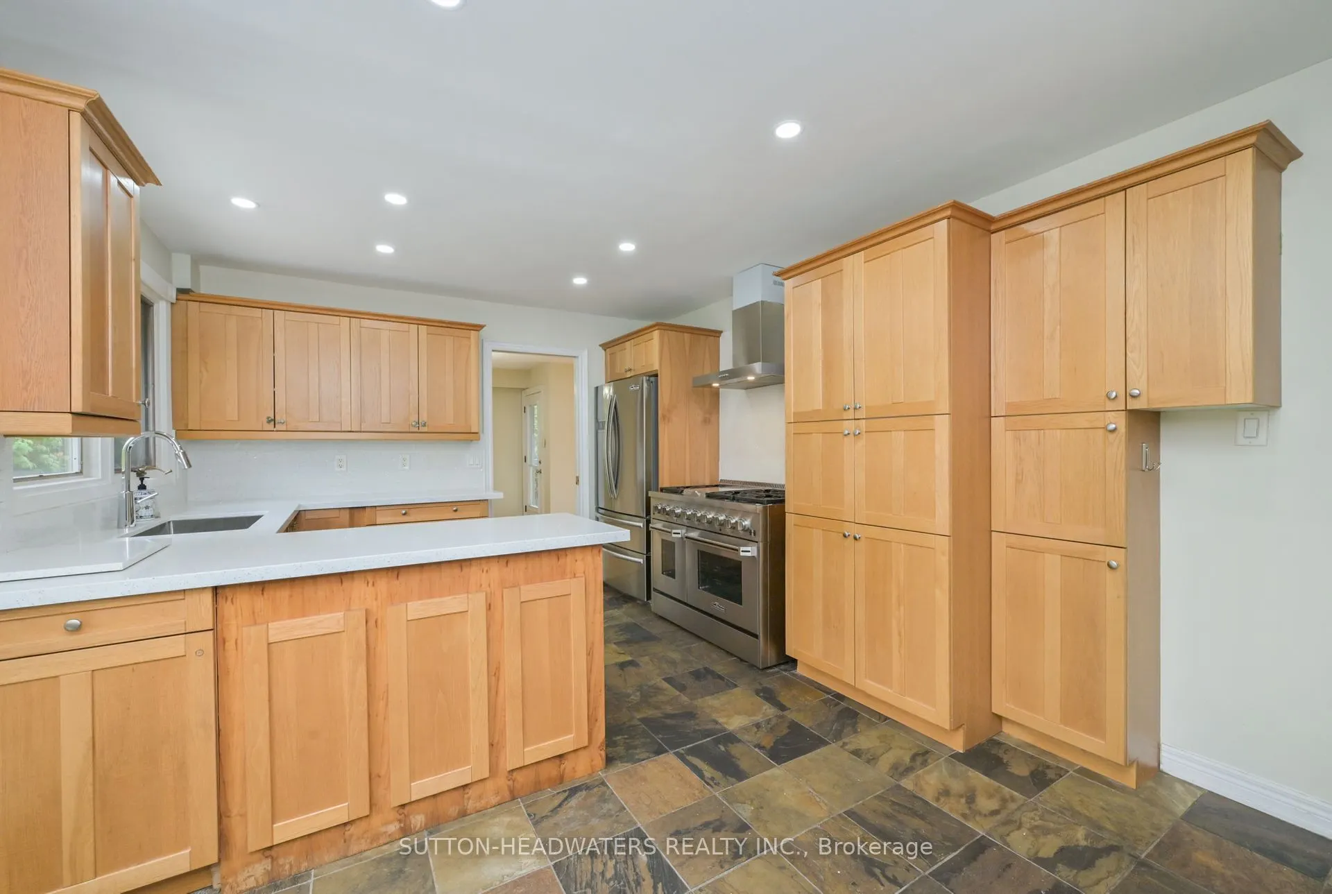 5 Cedar Drive