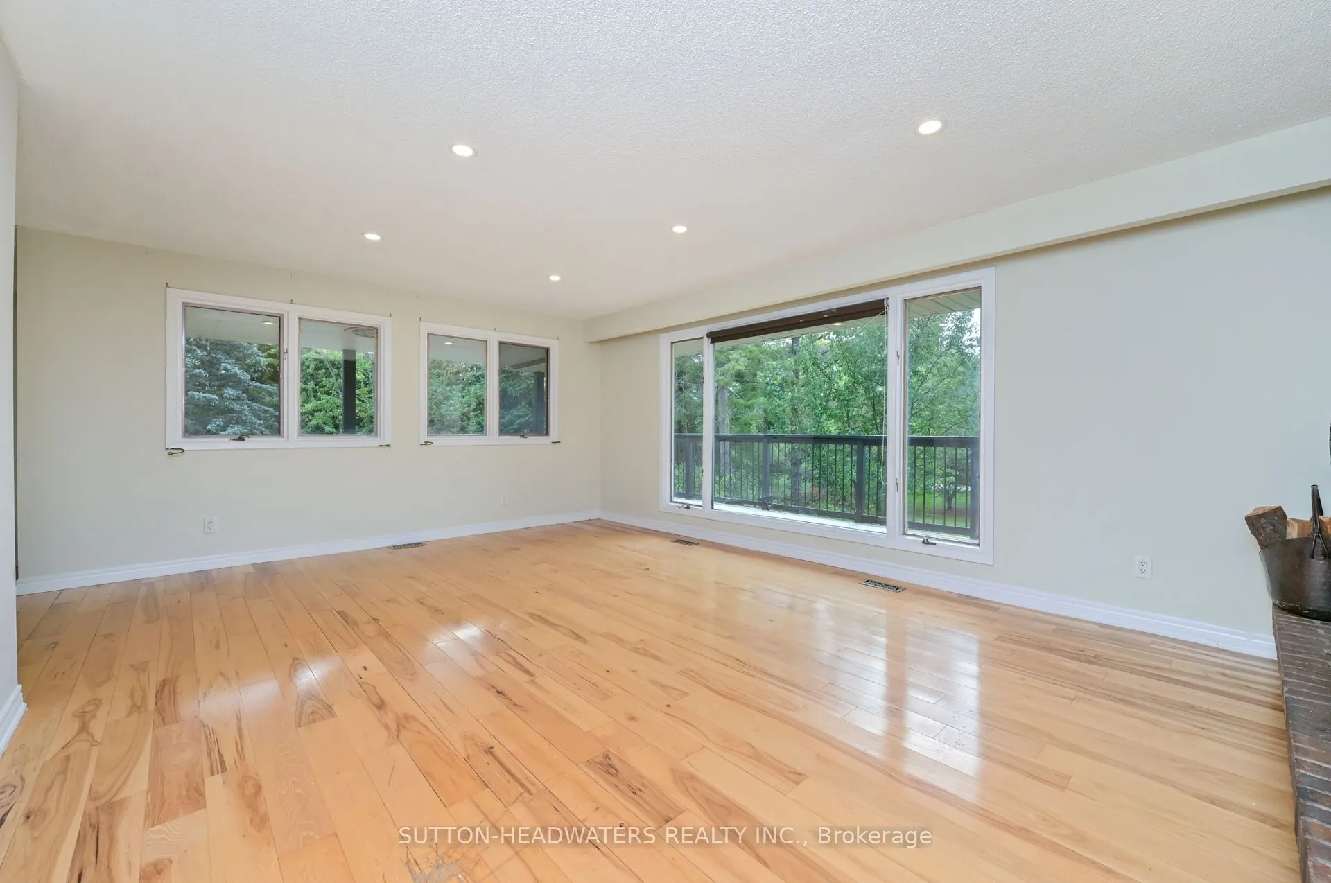 5 Cedar Drive
