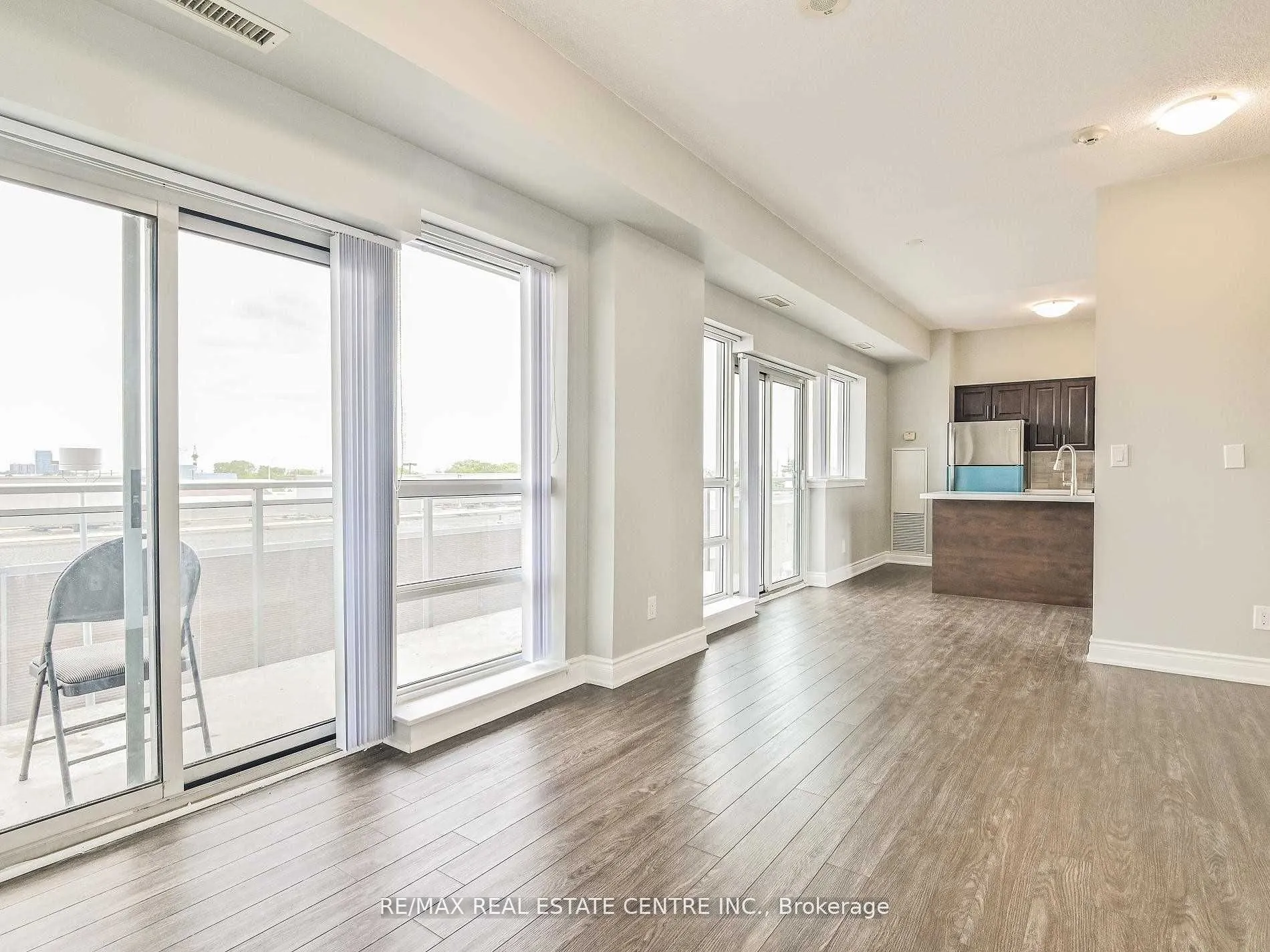 215 Queen Street E, #301