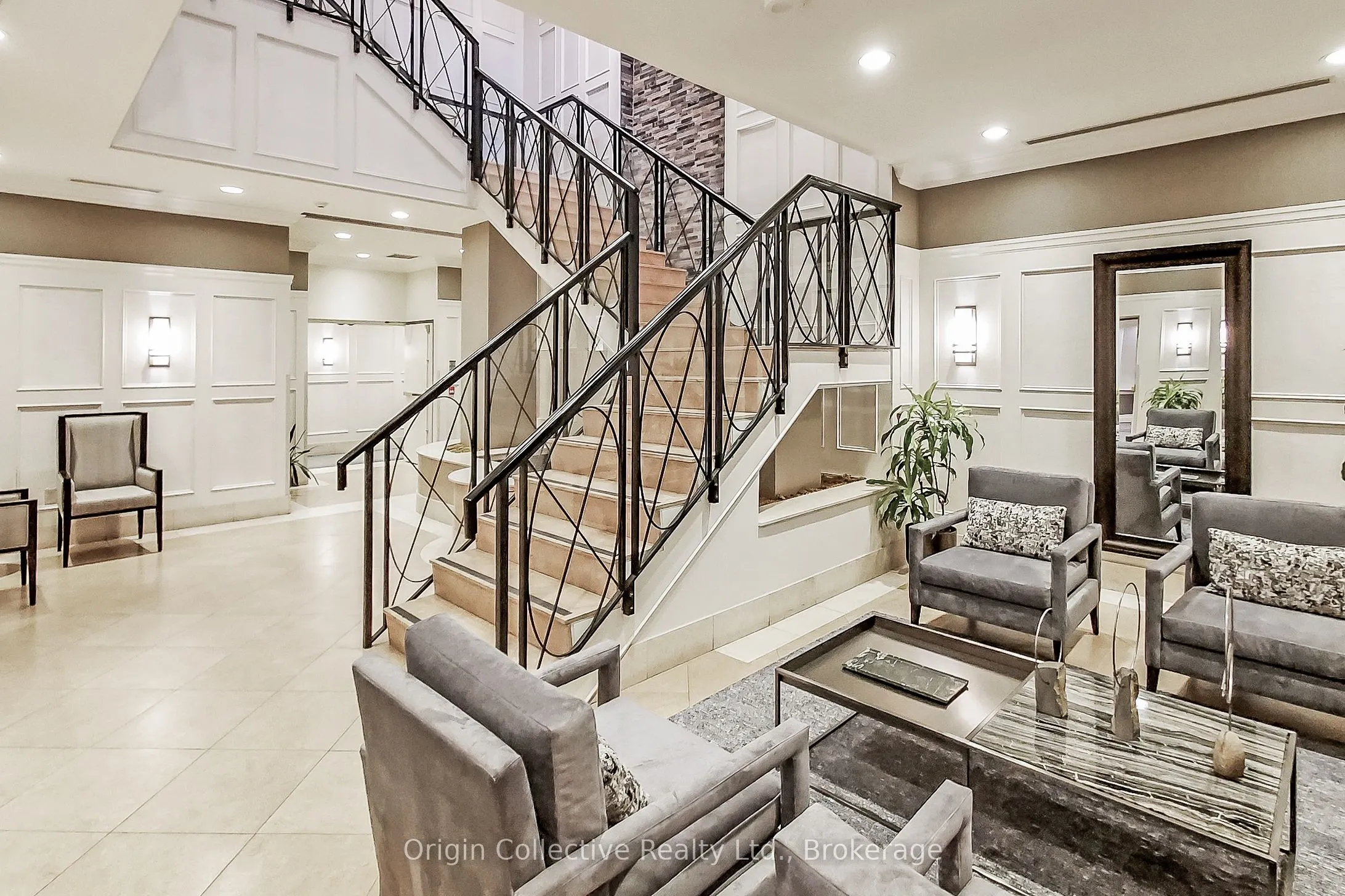 5233 Dundas Street W, #1916