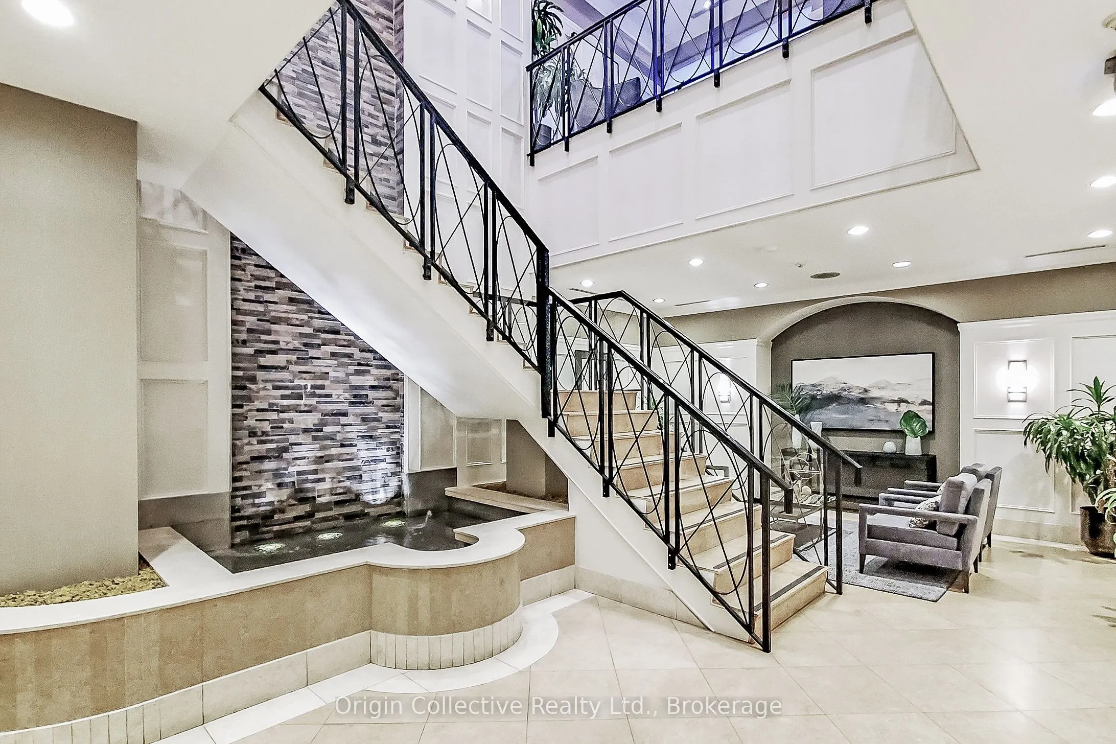 5233 Dundas Street W, #1916