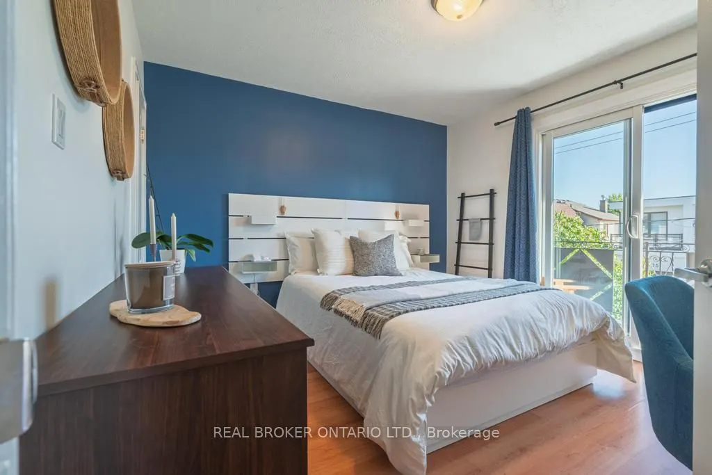 204 Earlscourt Avenue W