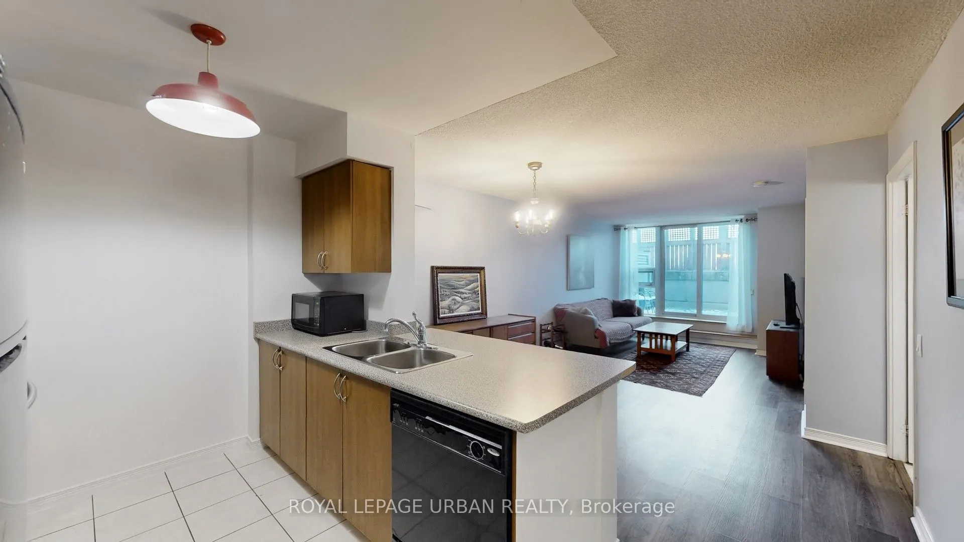60 Heintzman Street, #428