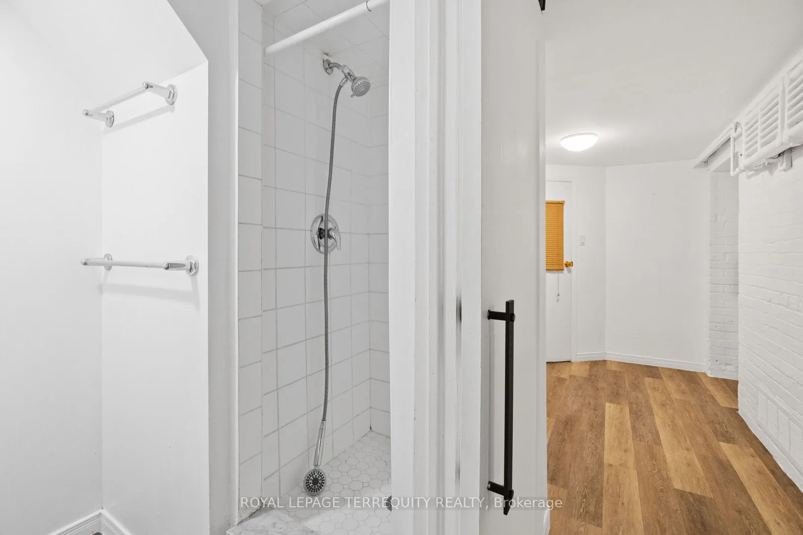 33 St John's Road, #Basement