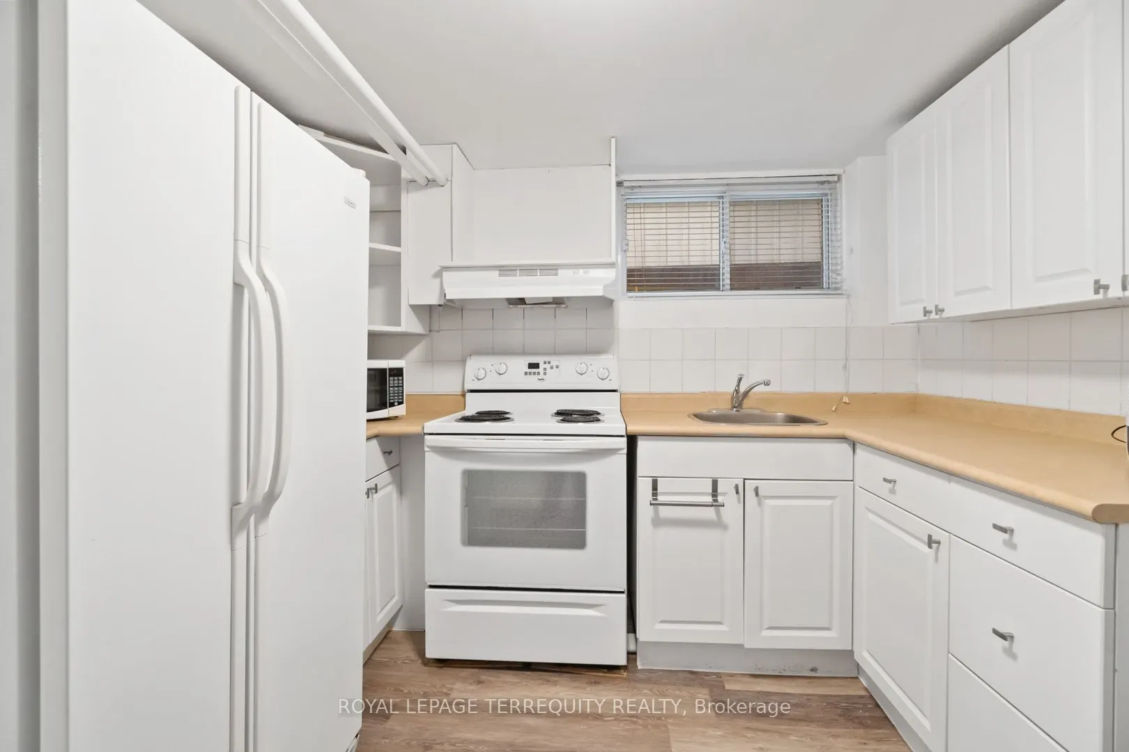 33 St John's Road, #Basement