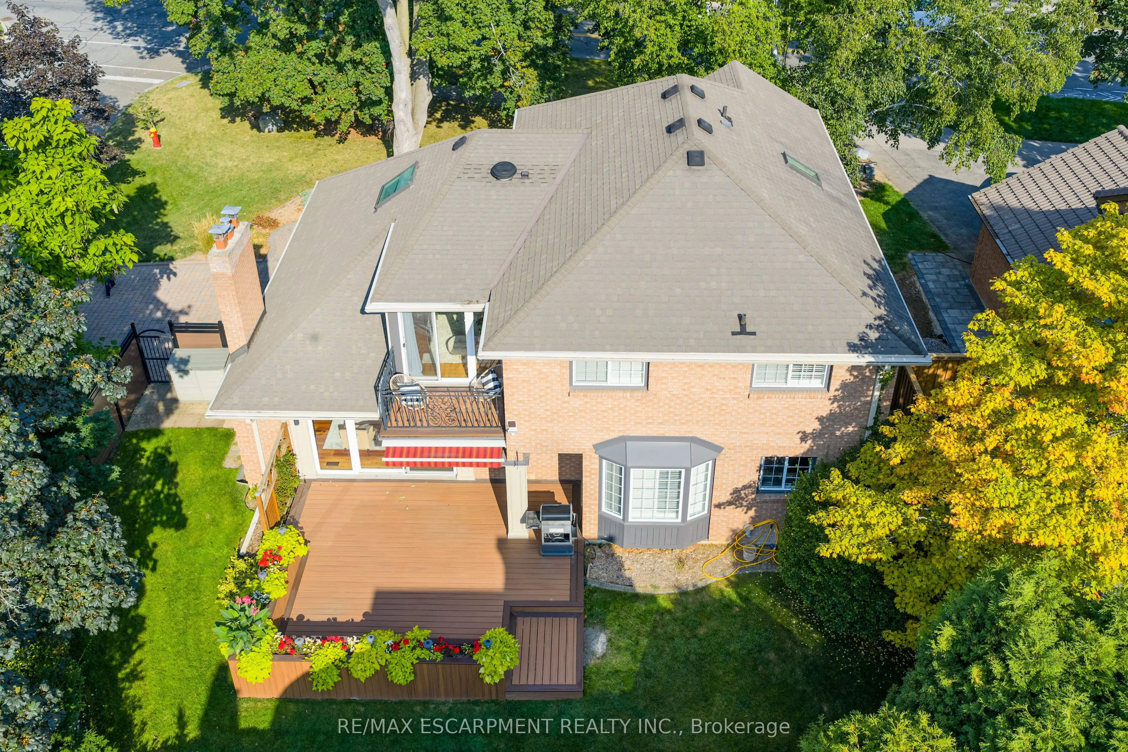 2428 Lakeshore Road