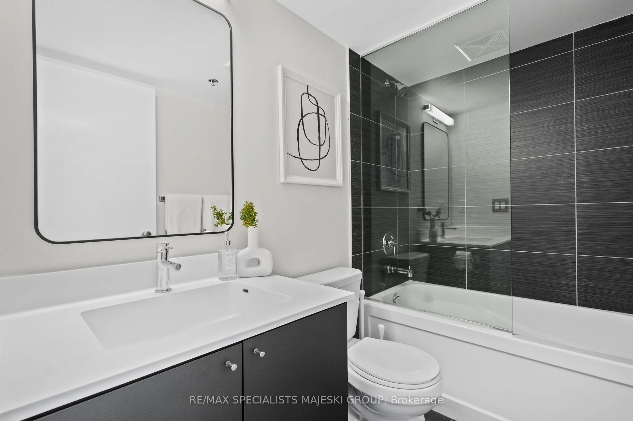 11 Superior Avenue, #706