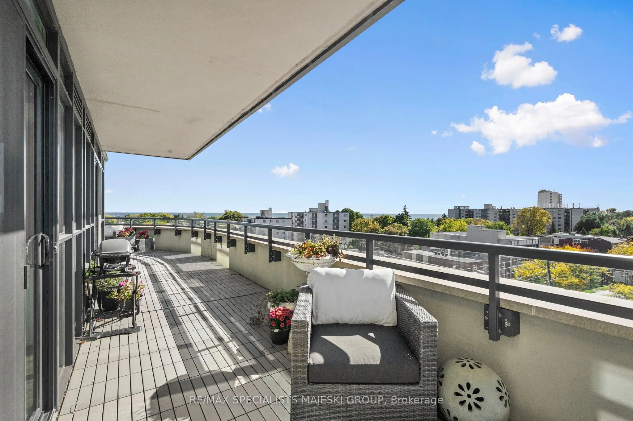 11 Superior Avenue, #706