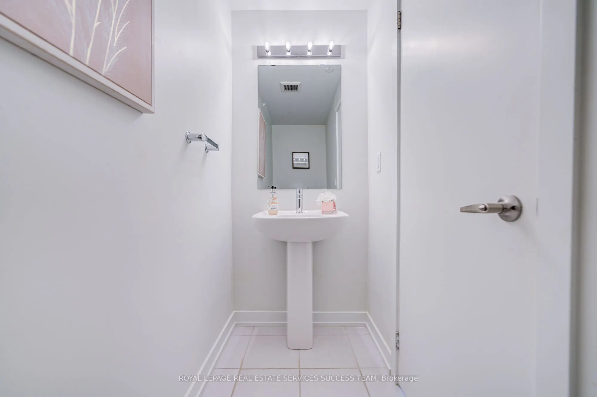 3546 Colonial Drive, ## 2