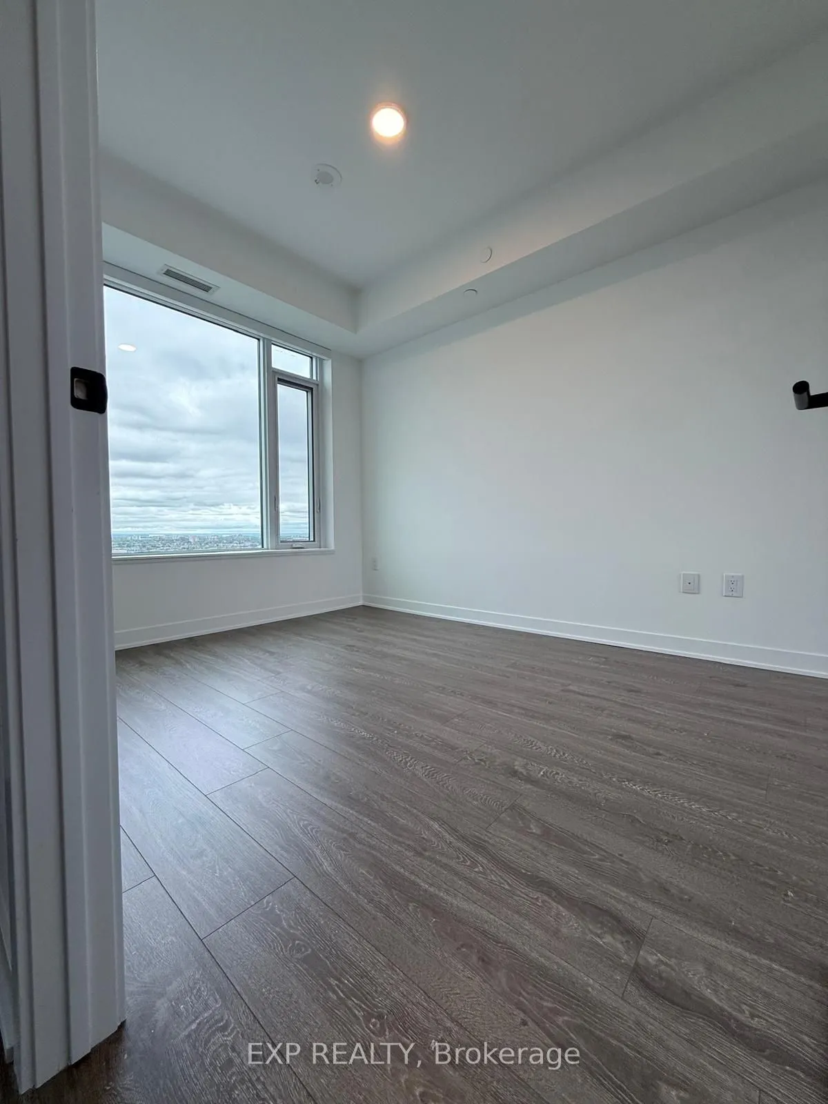 2495 Eglinton Ave W Avenue, #2209