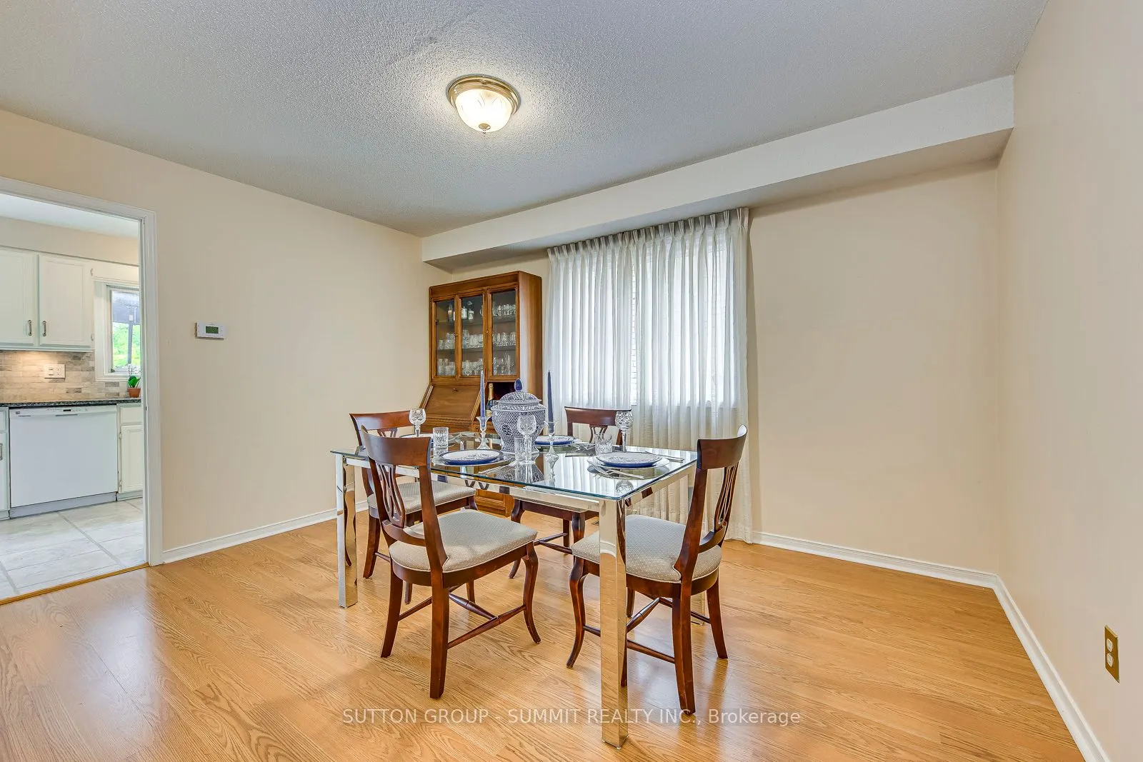 6601 EASTRIDGE Road