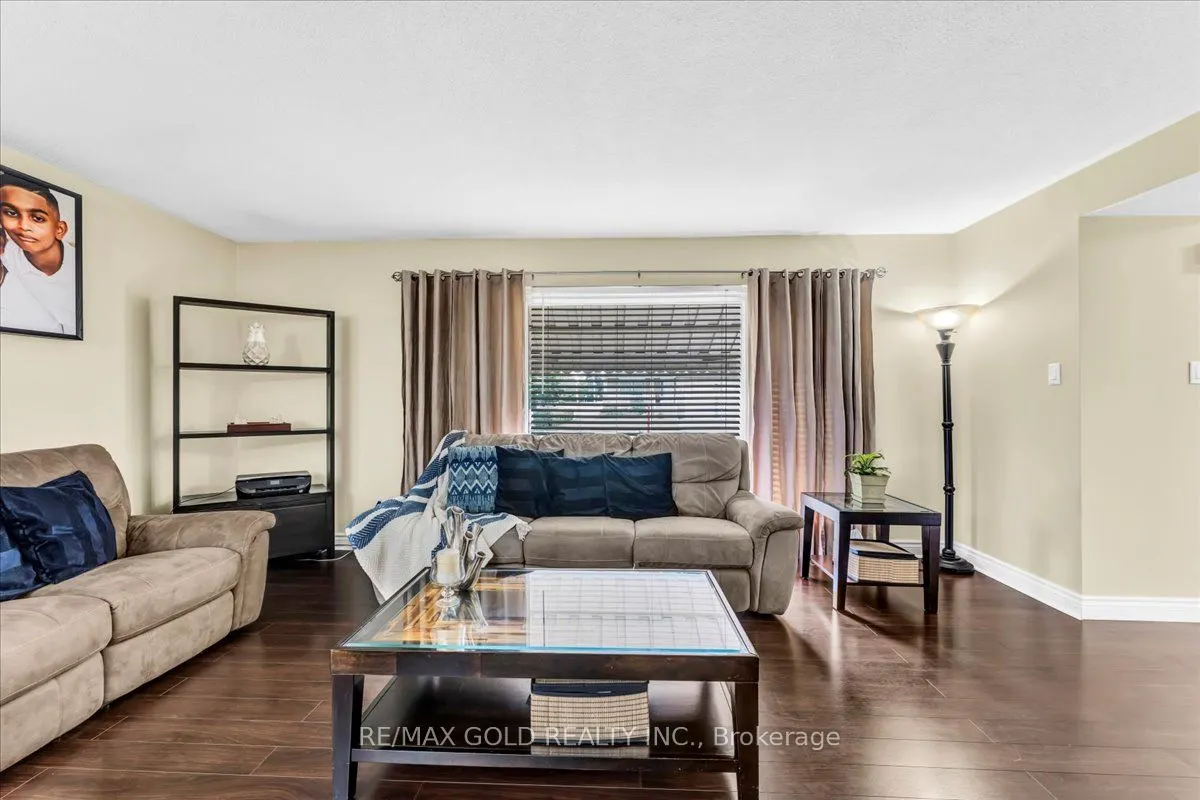 53 Dorchester Drive