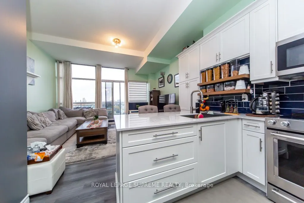 1600 Keele Street, #1103