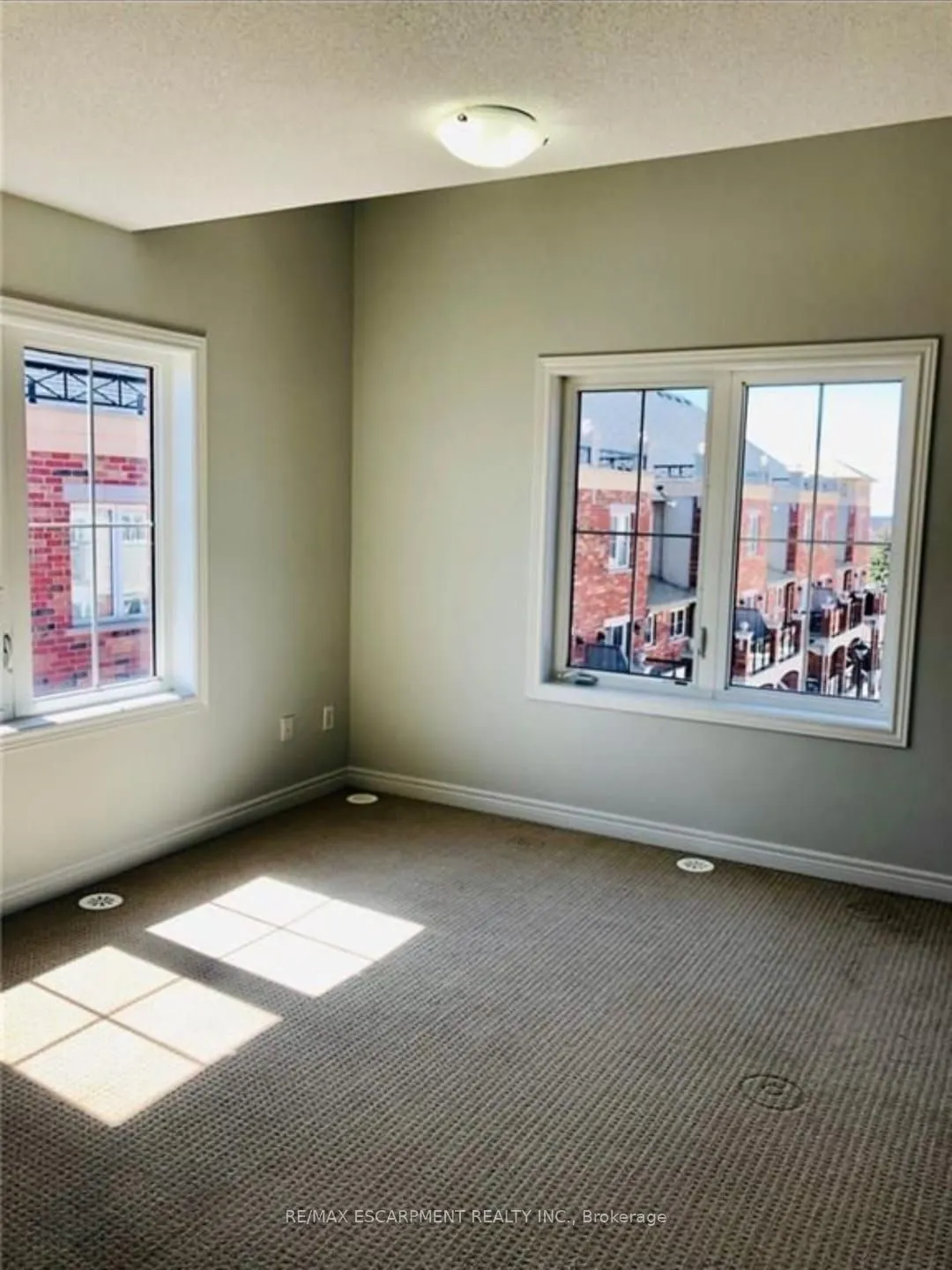2444 POST Road, #6