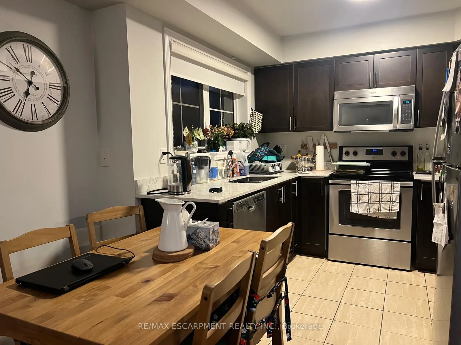 2444 POST Road, #6