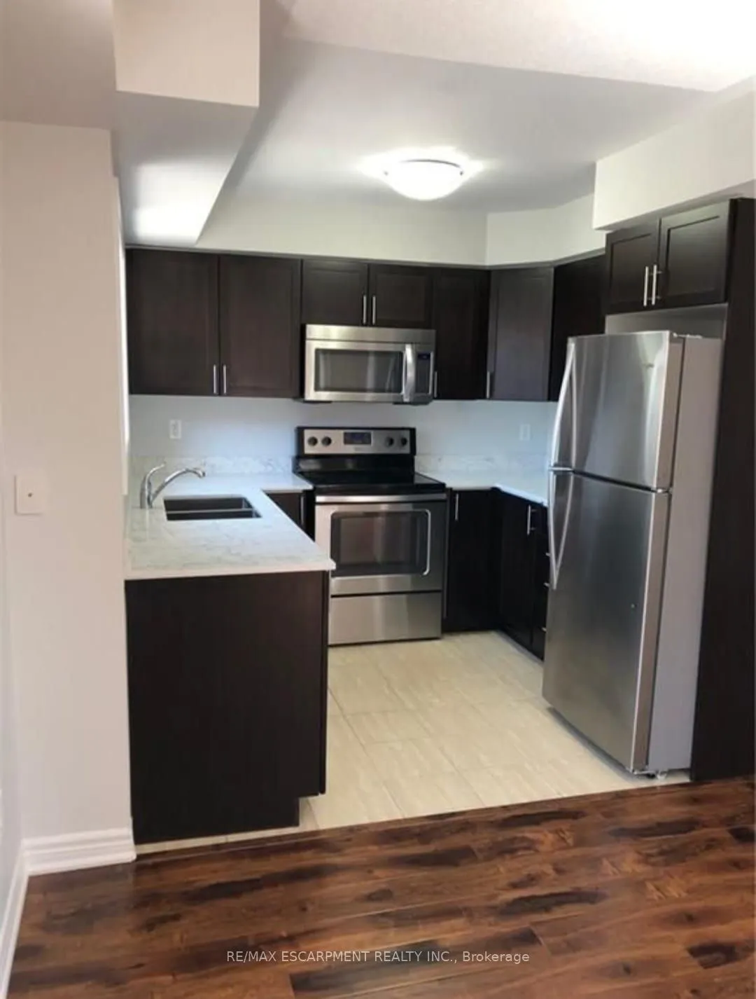 2444 POST Road, #6