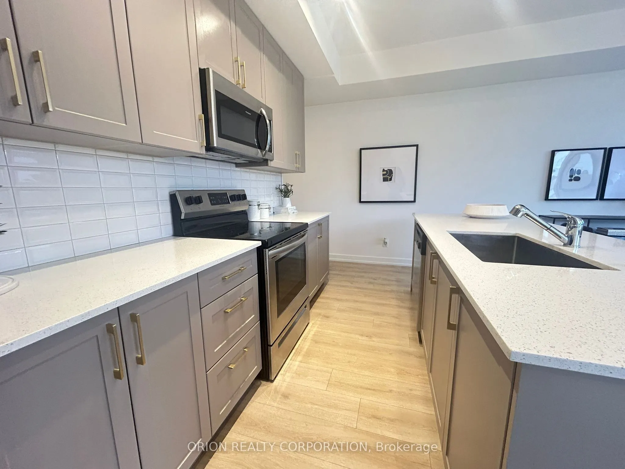 3078 Sixth Line, #336