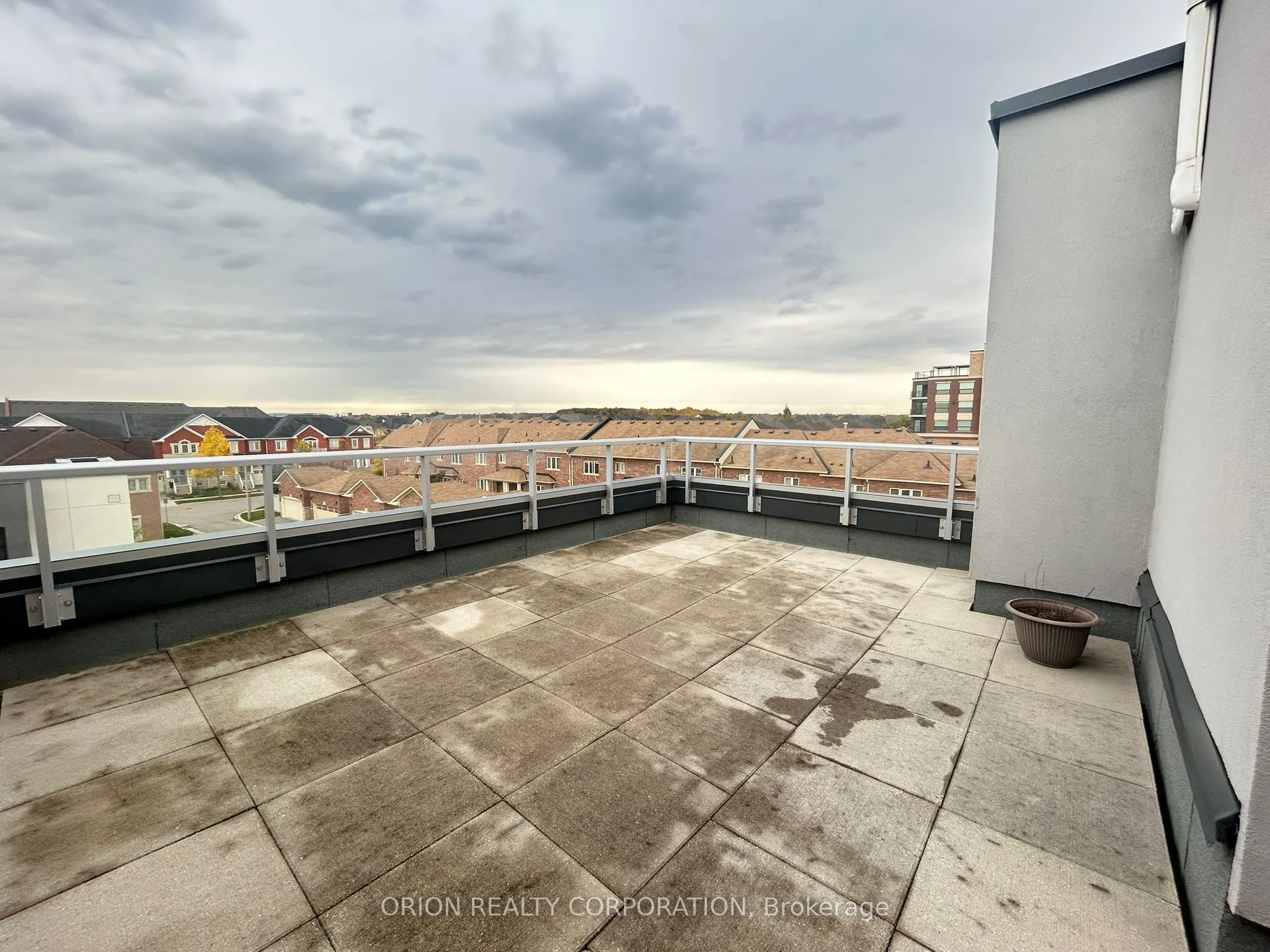 3078 Sixth Line, #336