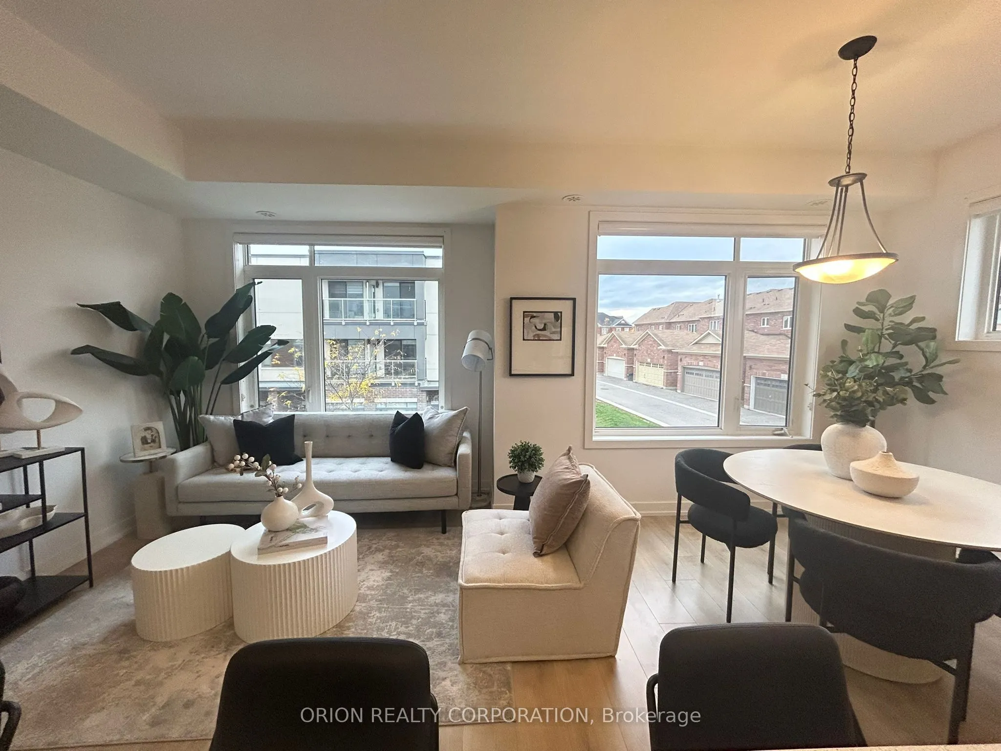 3078 Sixth Line, #336