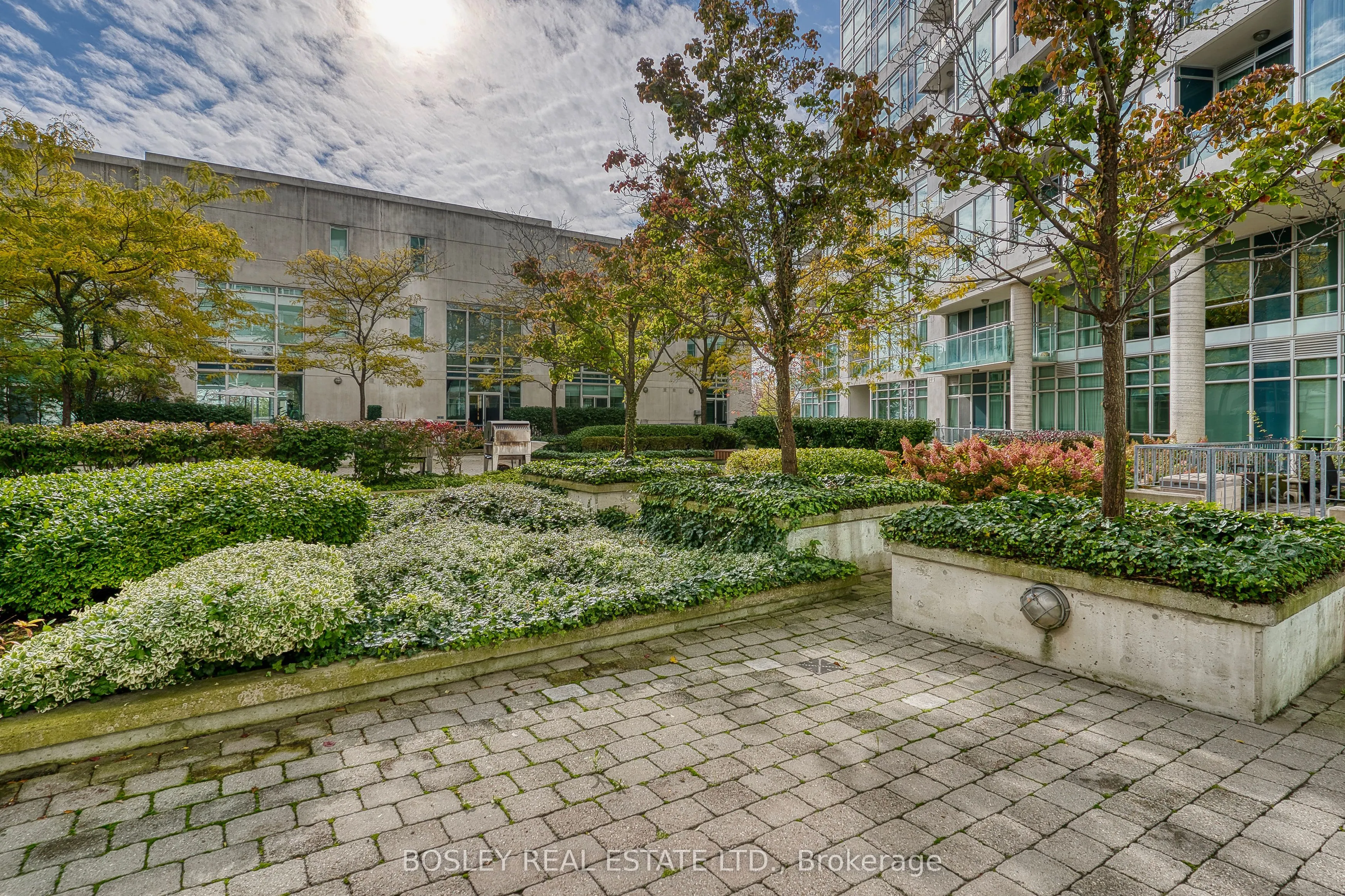 5 Marine Parade Drive, #518