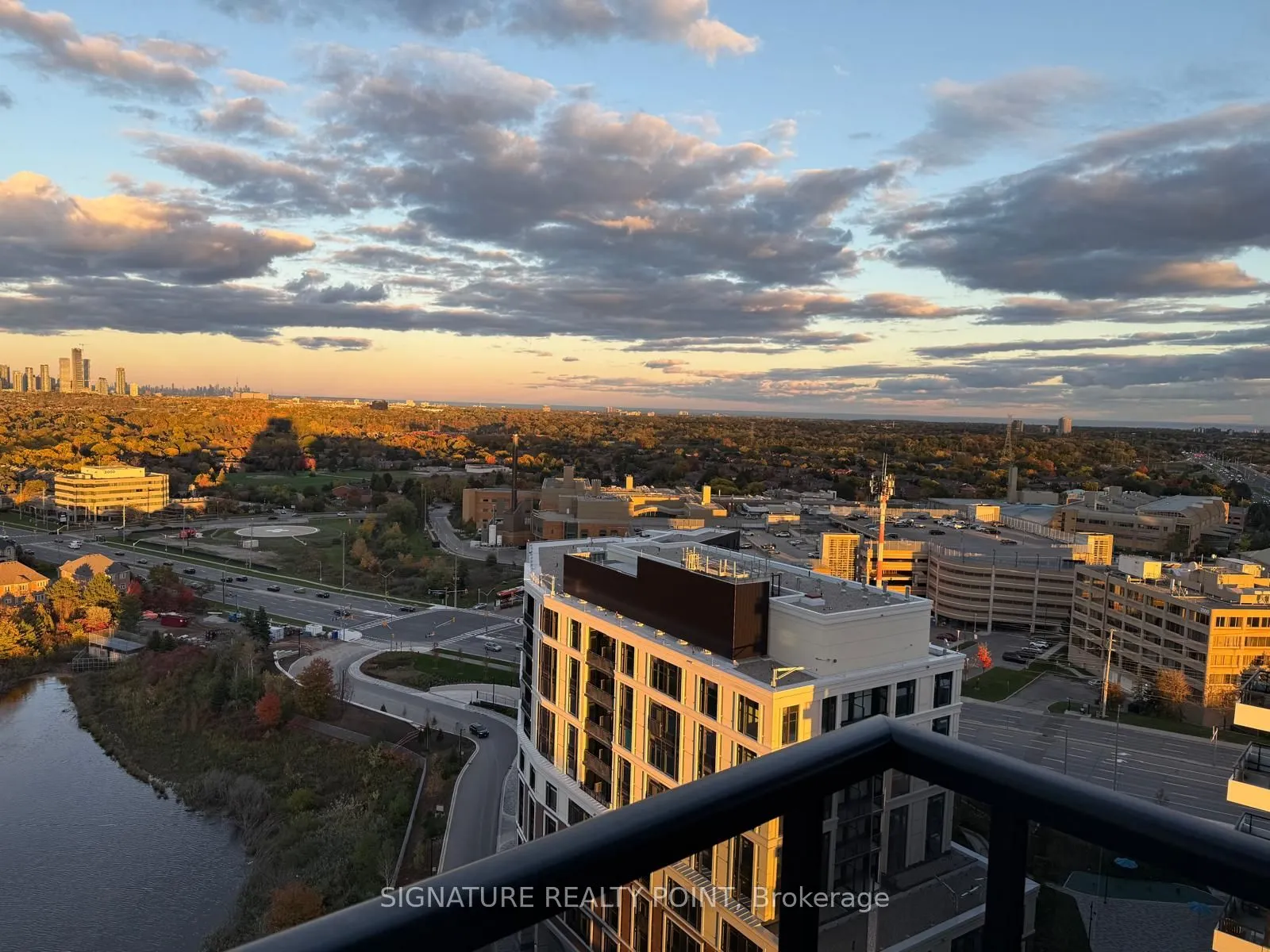 2495 Eglinton Avenue W, #1802