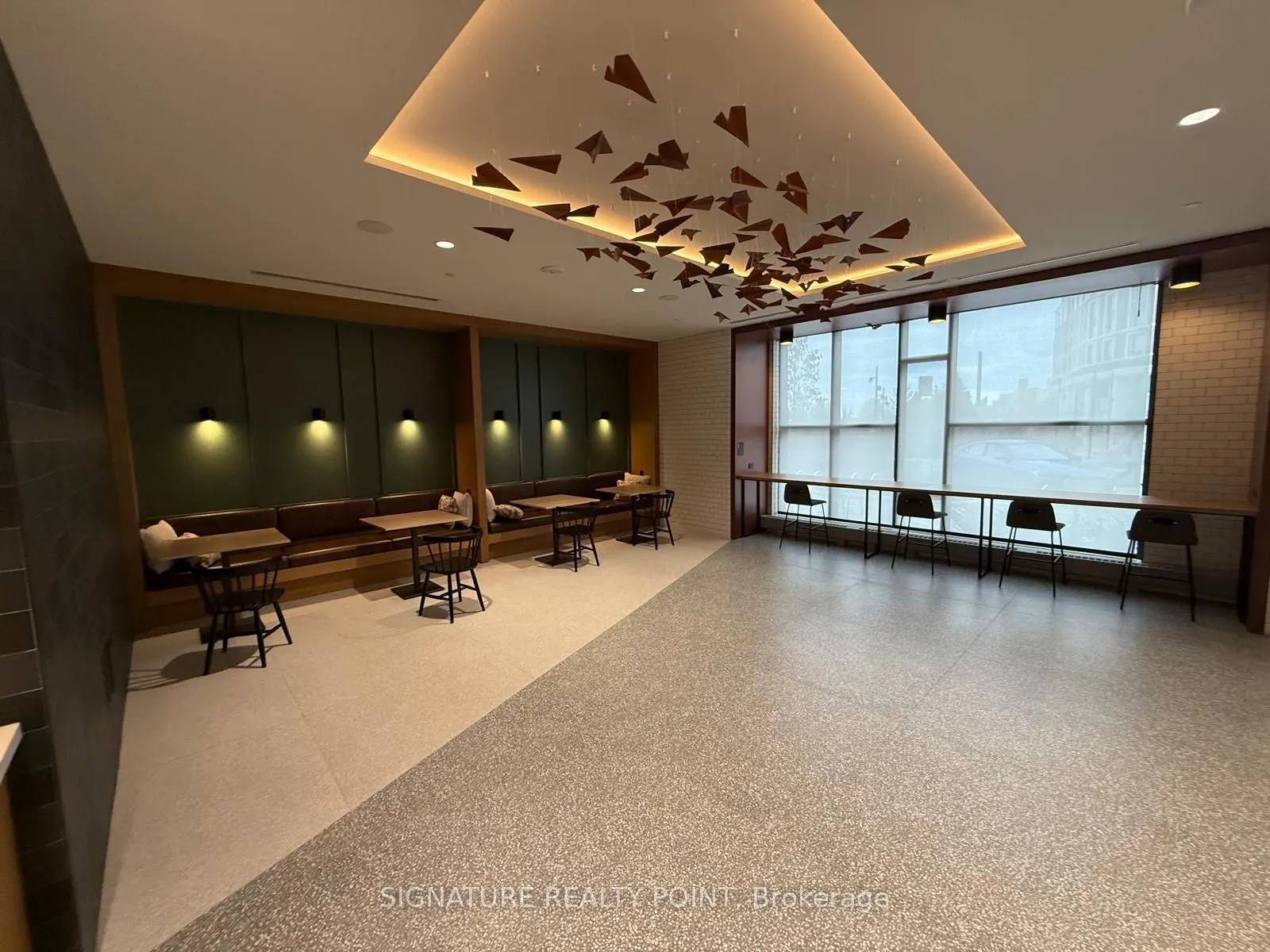 2495 Eglinton Avenue W, #1802