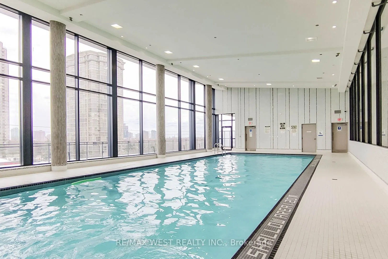 75 Eglinton Avenue W, #1209