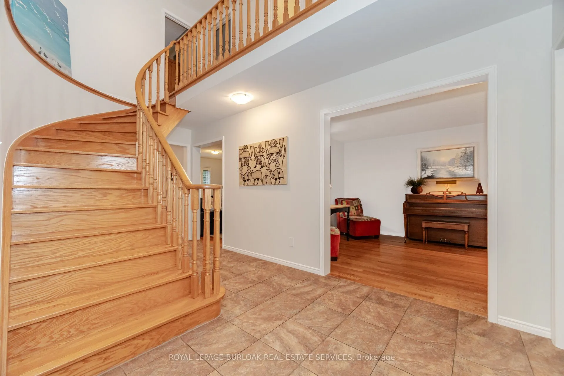 1040 Manchester Crescent