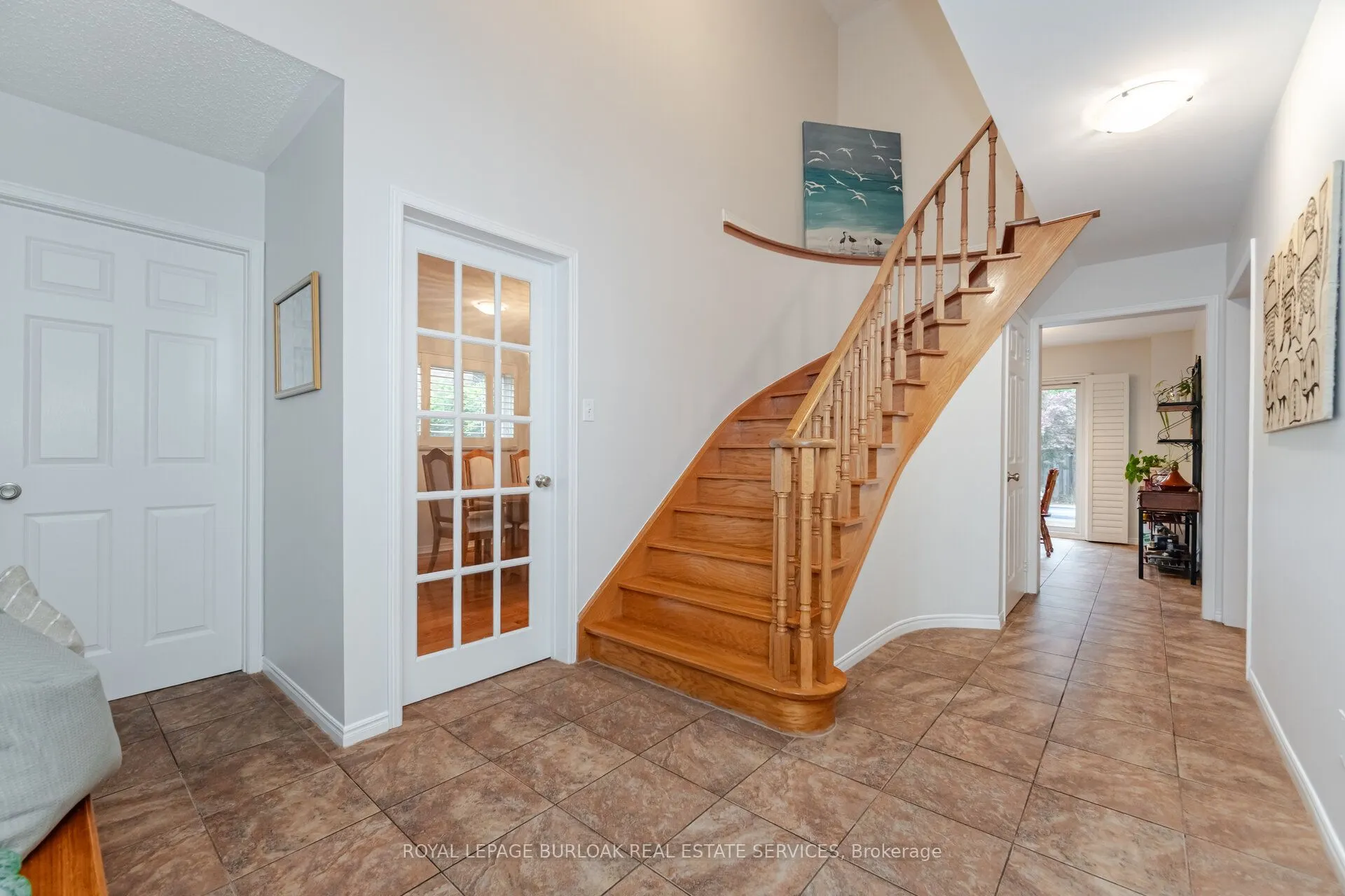 1040 Manchester Crescent