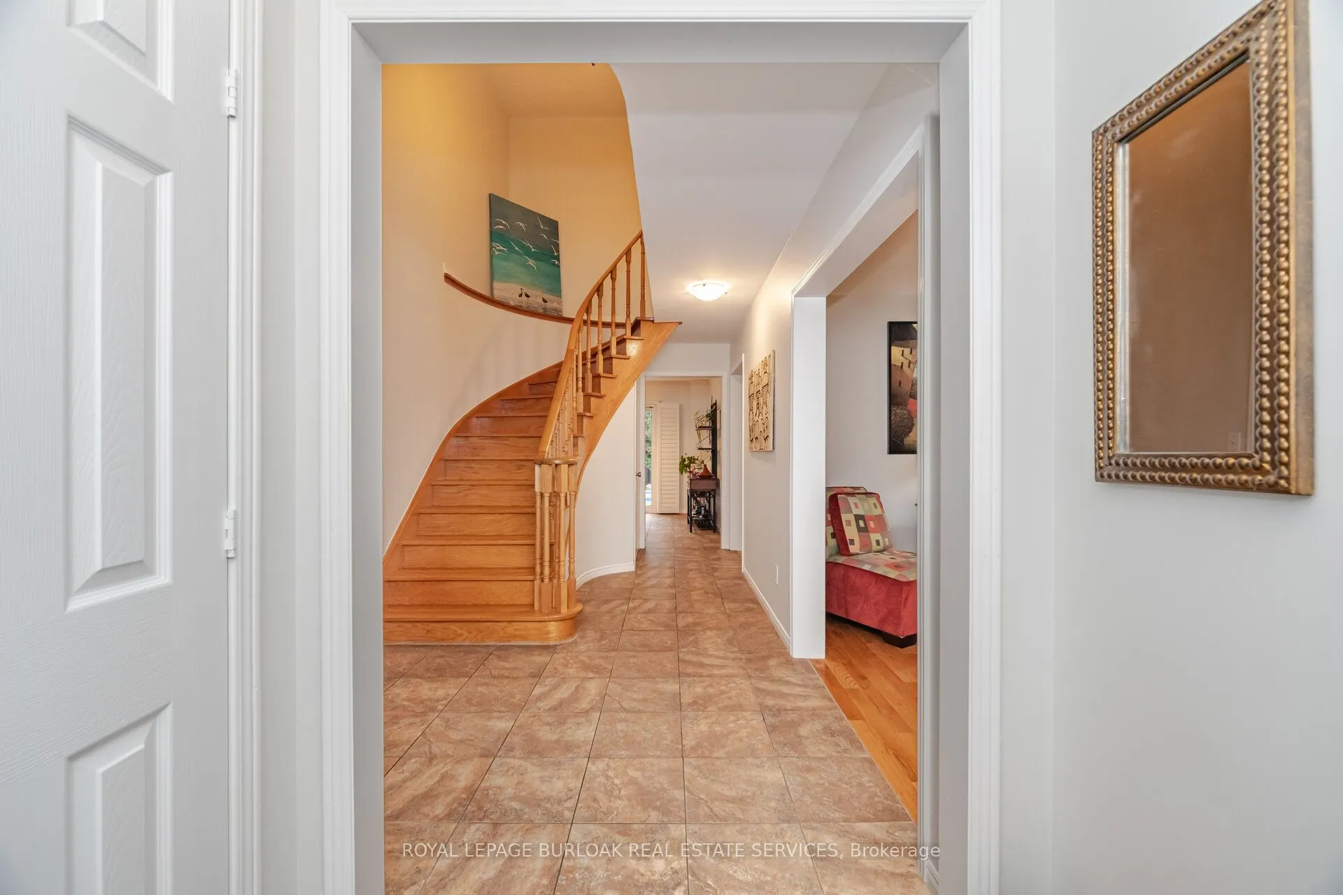 1040 Manchester Crescent