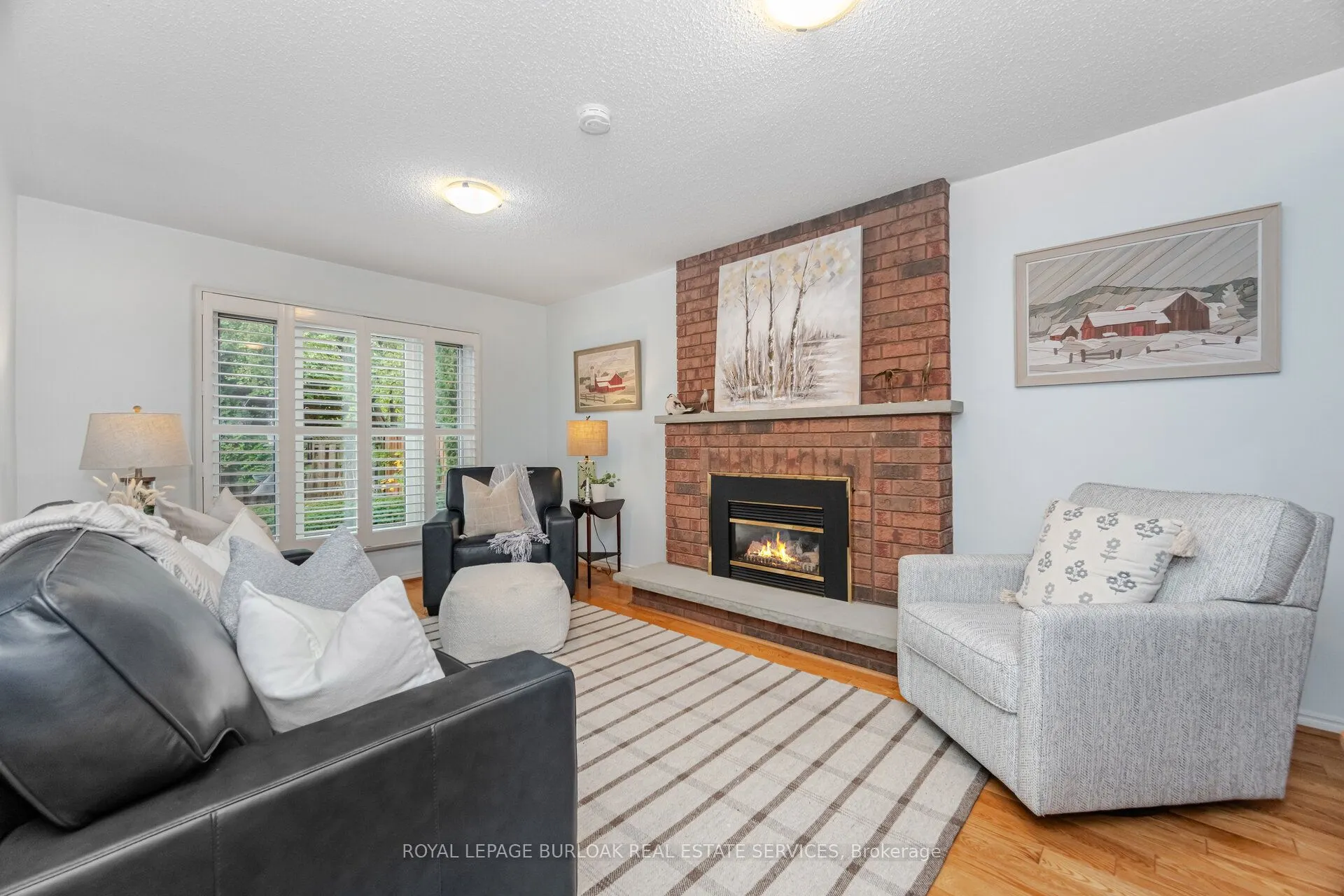 1040 Manchester Crescent