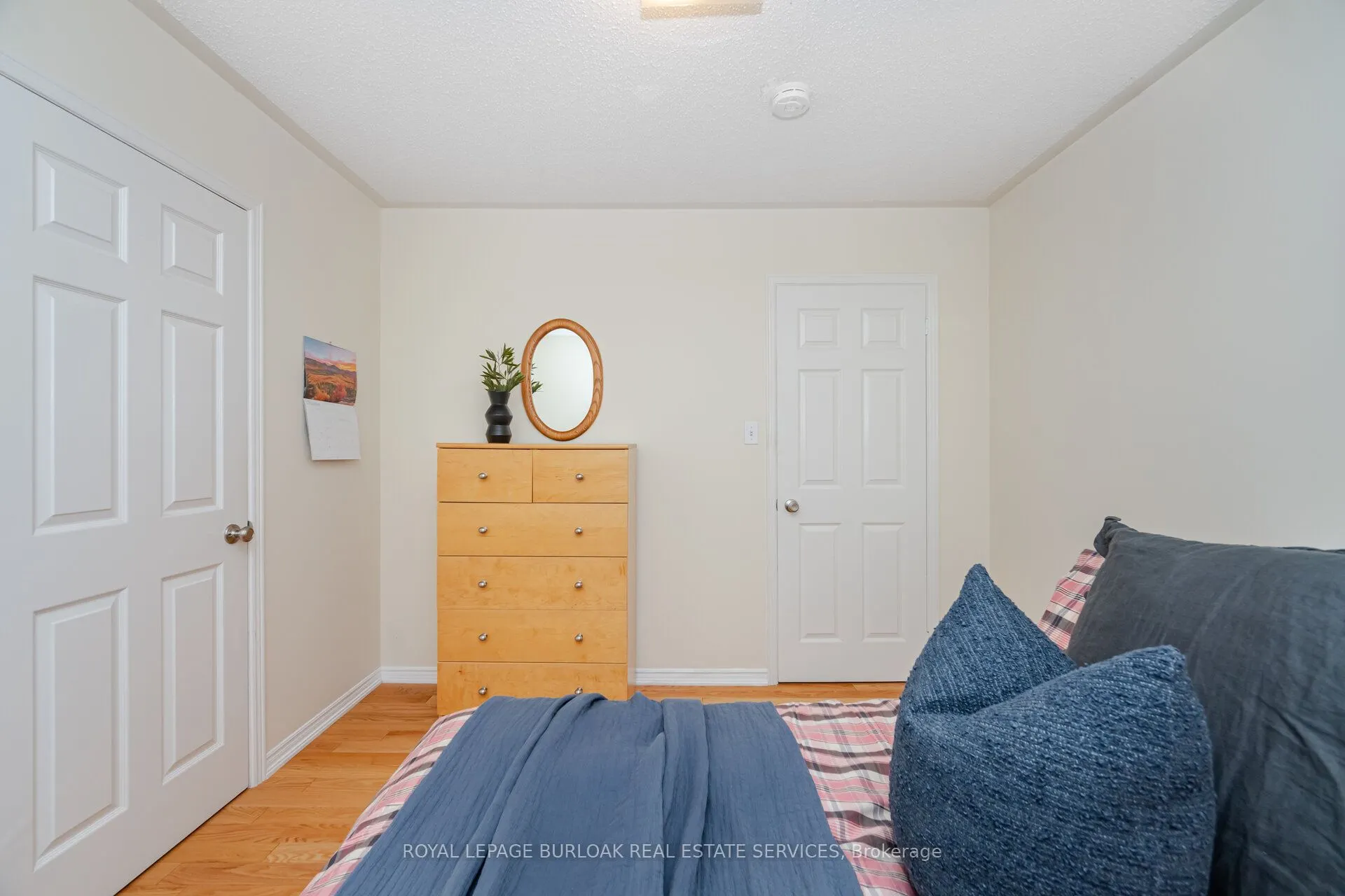 1040 Manchester Crescent