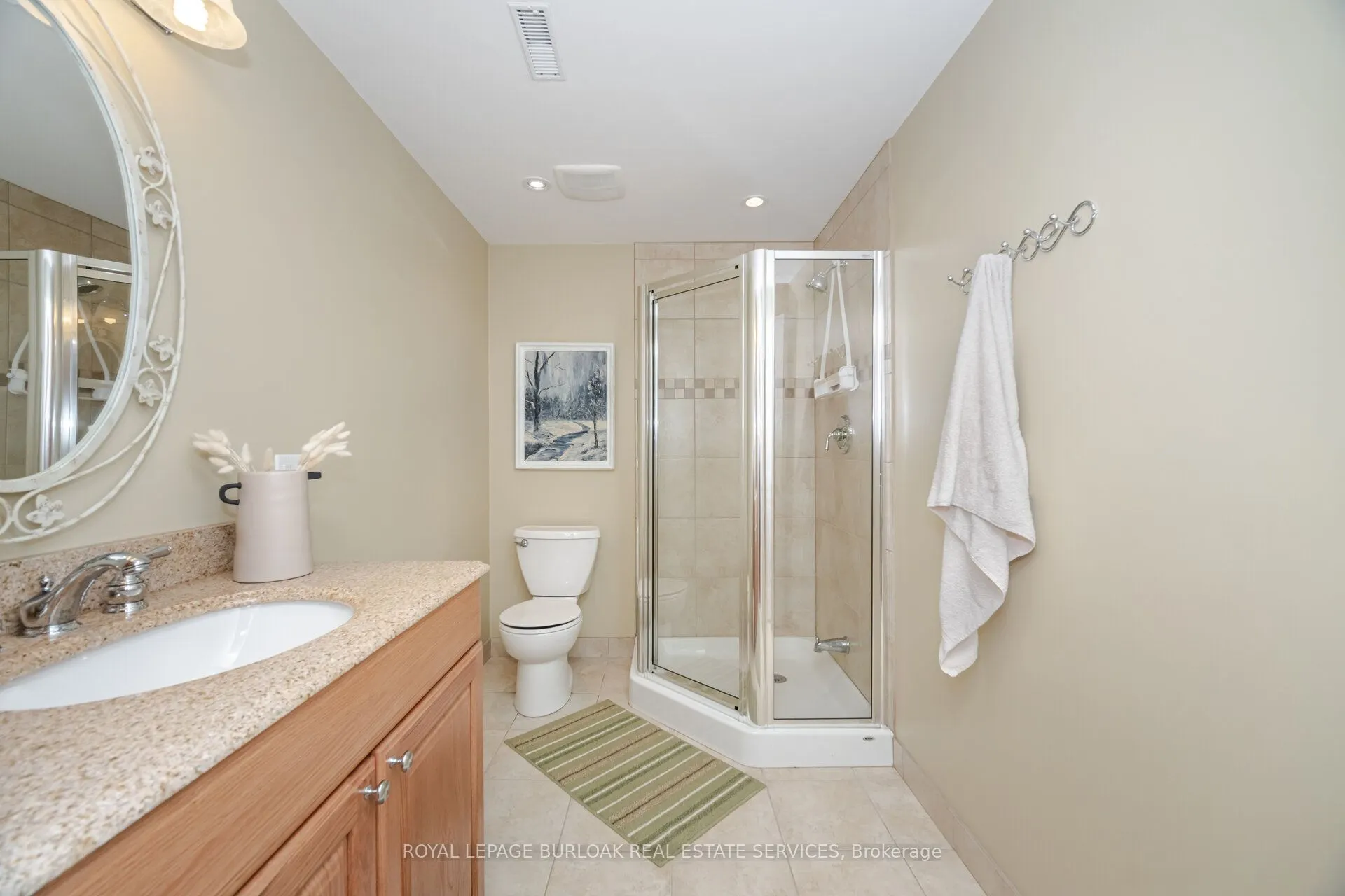 1040 Manchester Crescent