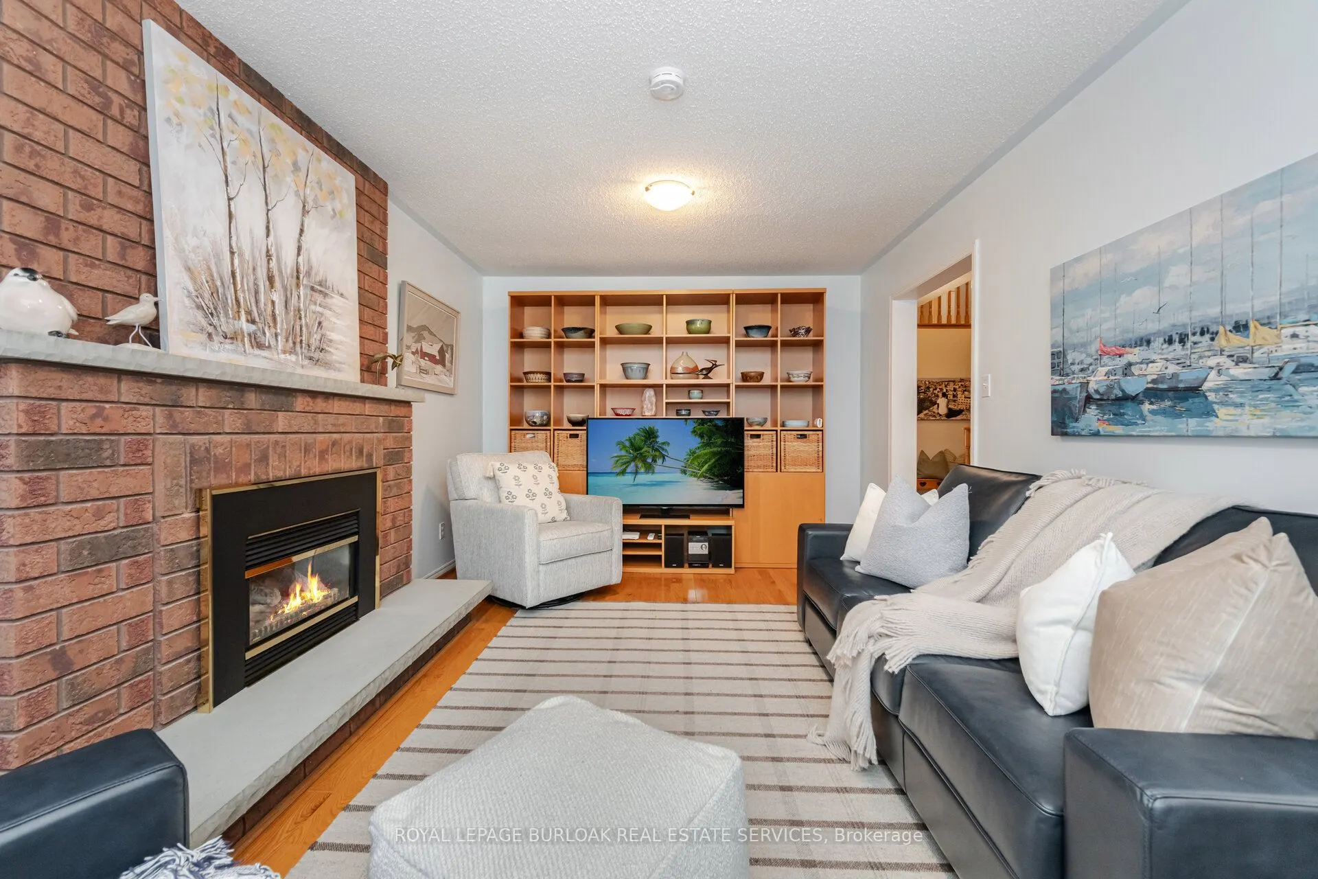 1040 Manchester Crescent